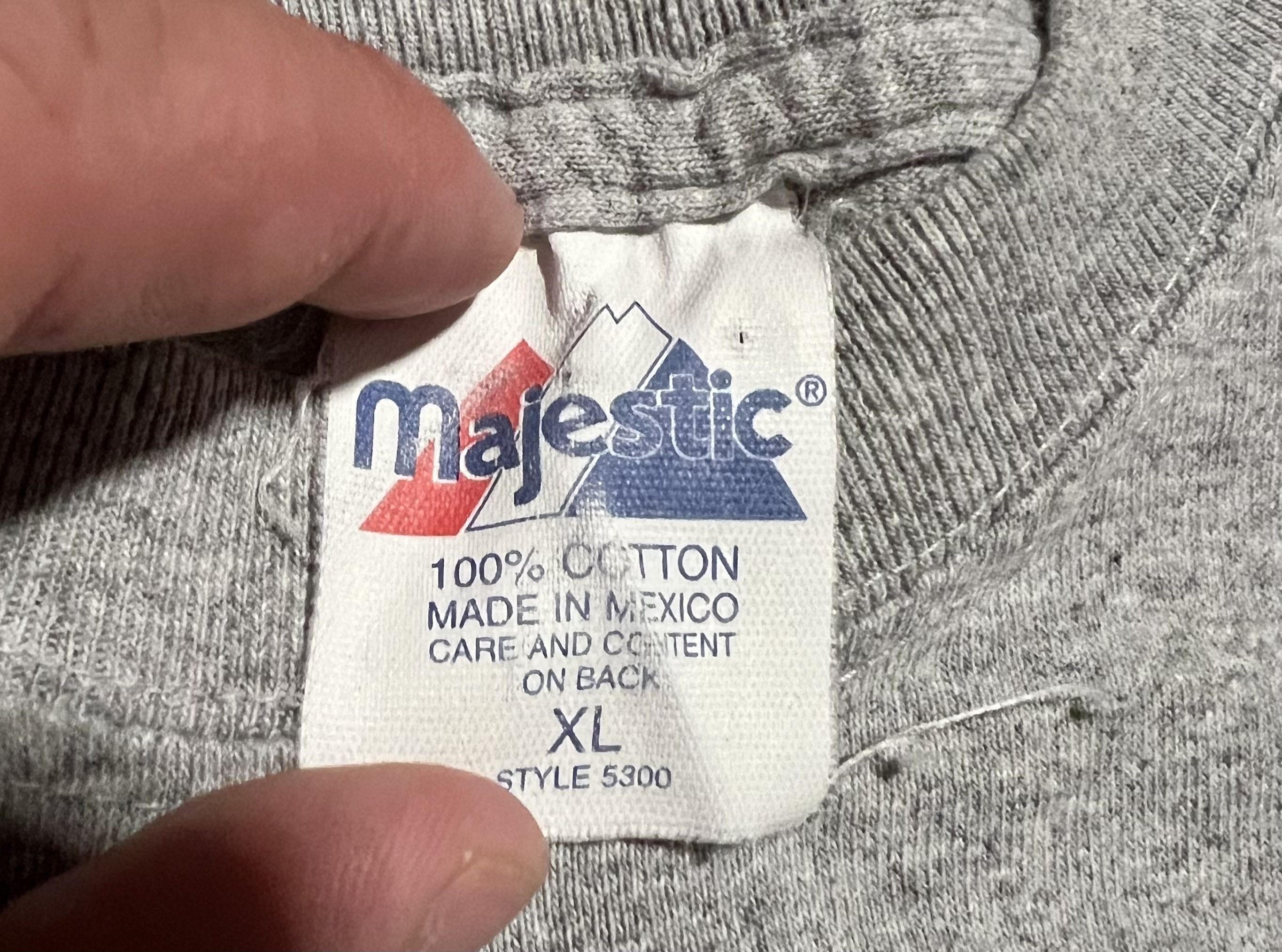 Majestic New York Yankees 2001 Majestic Y2K Vintage Graphic T-Shirt Size US XL / EU 56 / 4 - 4 Thumbnail