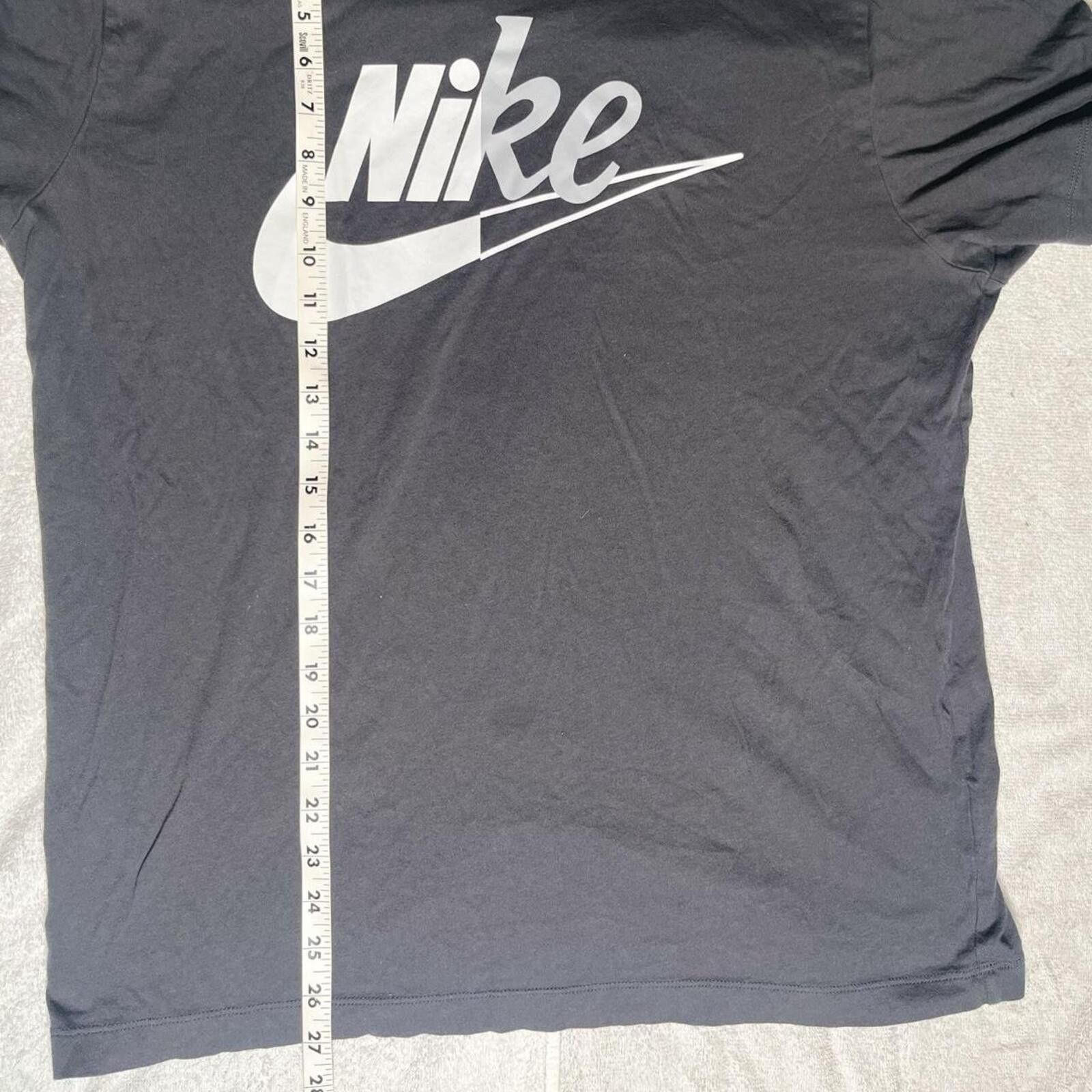 Nike Nike Sportswear Splice Logo Grey T-Shirt Size L Size L / US 10 / IT 46 - 4 Thumbnail