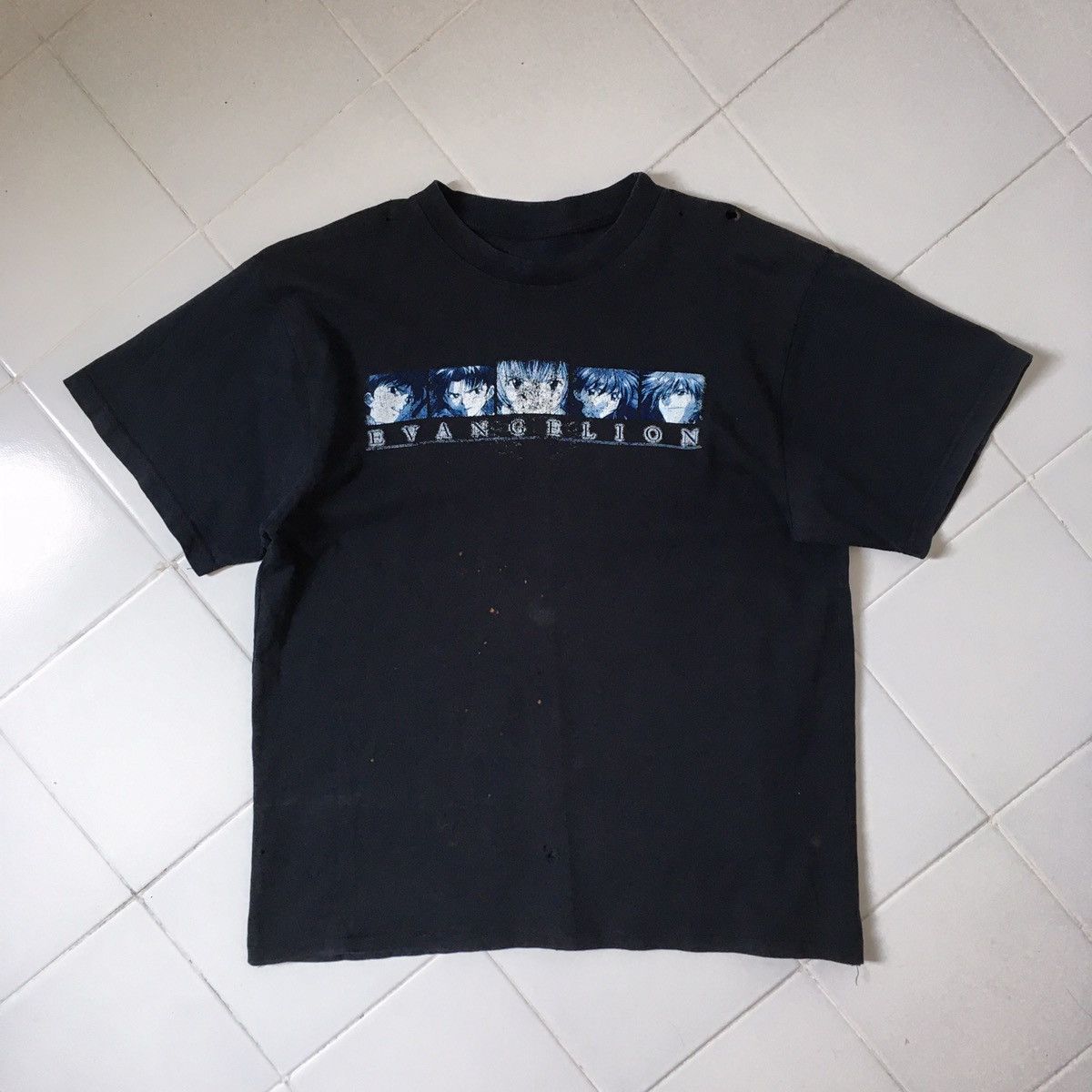 Vintage 00s evangelion bootleg tee Size US M / EU 48-50 / 2 - 1 Thumbnail