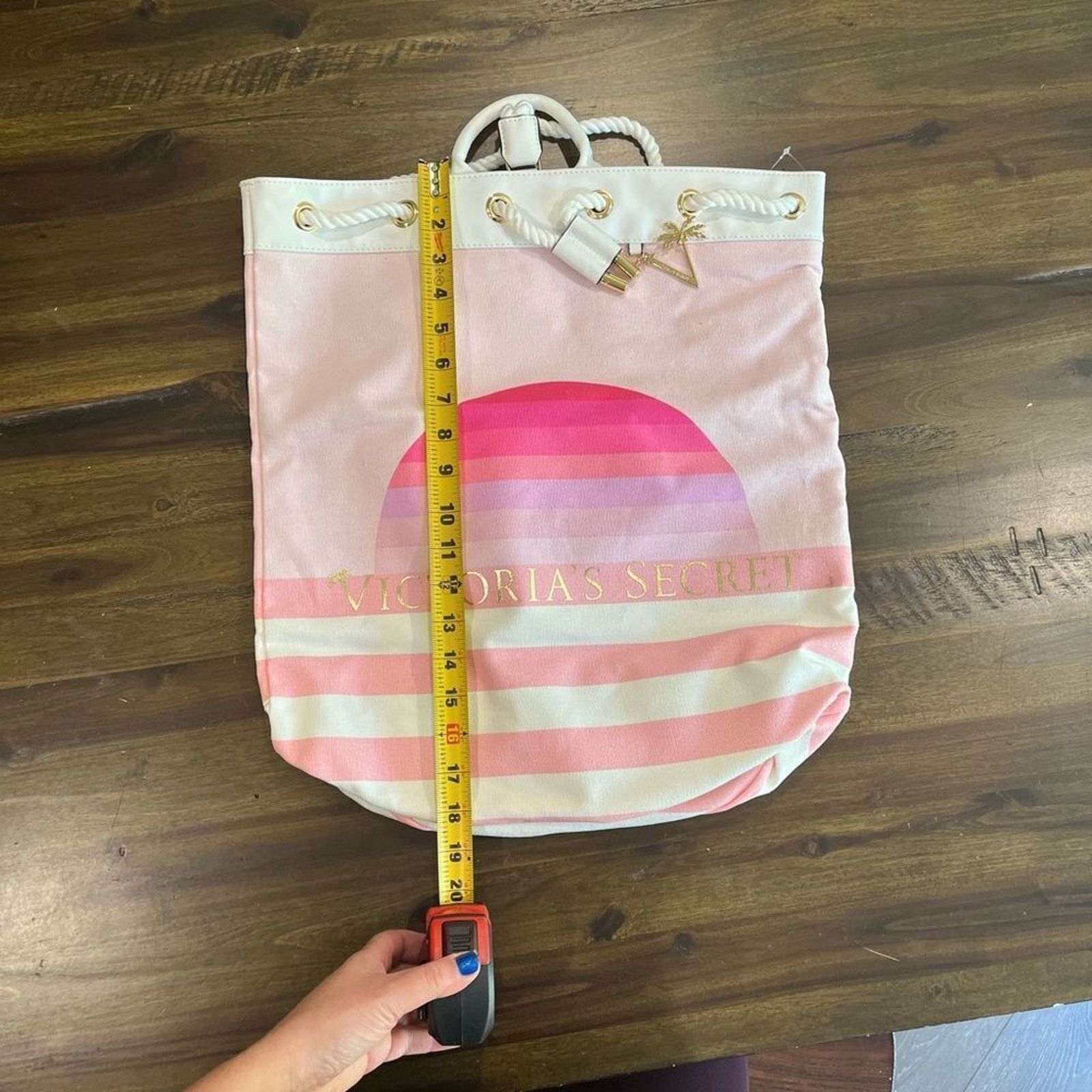 Victoria's Secret NWOT Victoria's Secret Beach Drawstring Backpack Size ONE SIZE - 5 Thumbnail