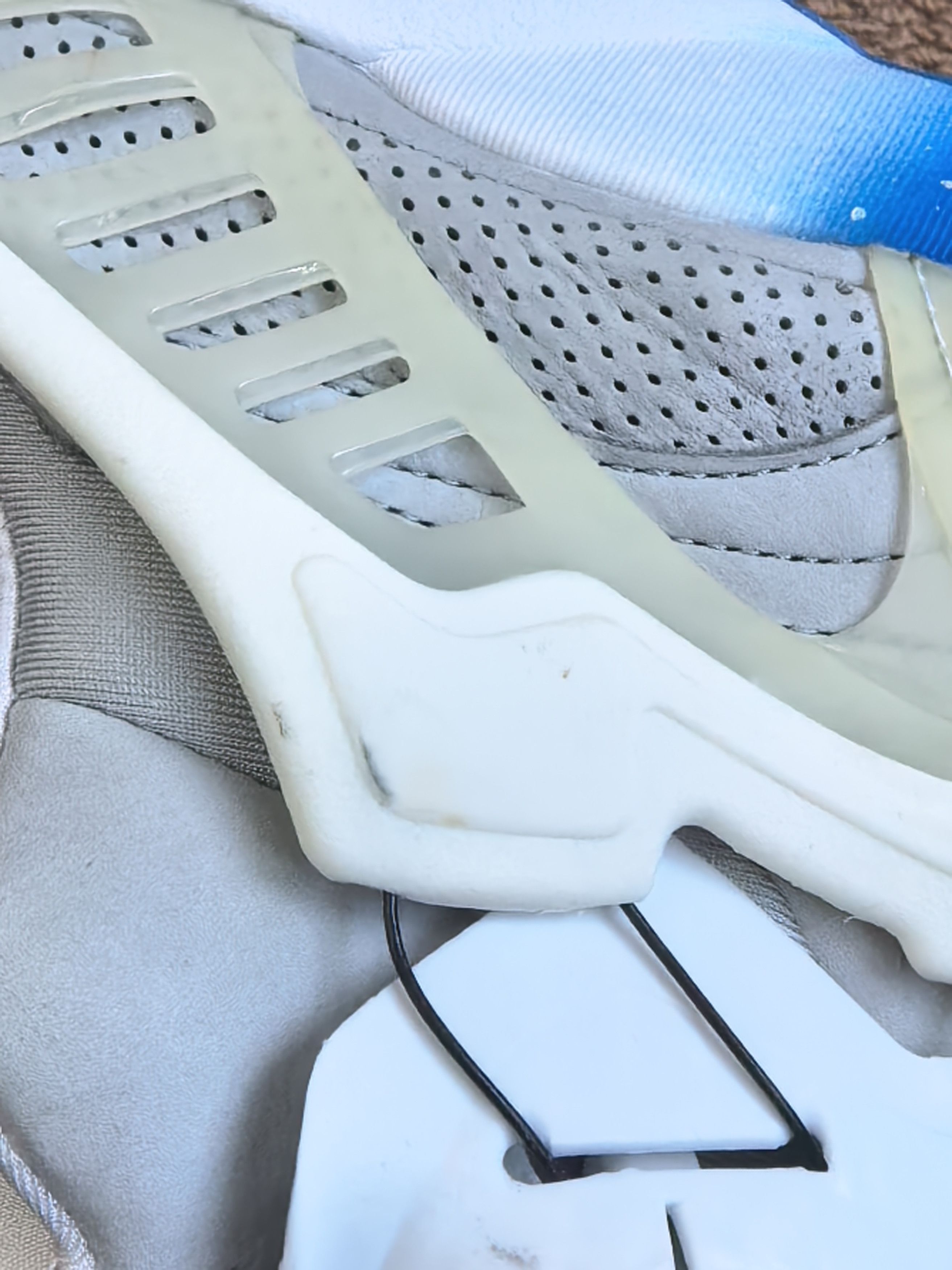 Colette × Kith × Puma 2016 Kith x Colette x Disc Blaze Strong Blue Size US 9.5 / EU 42-43 - 8 Thumbnail