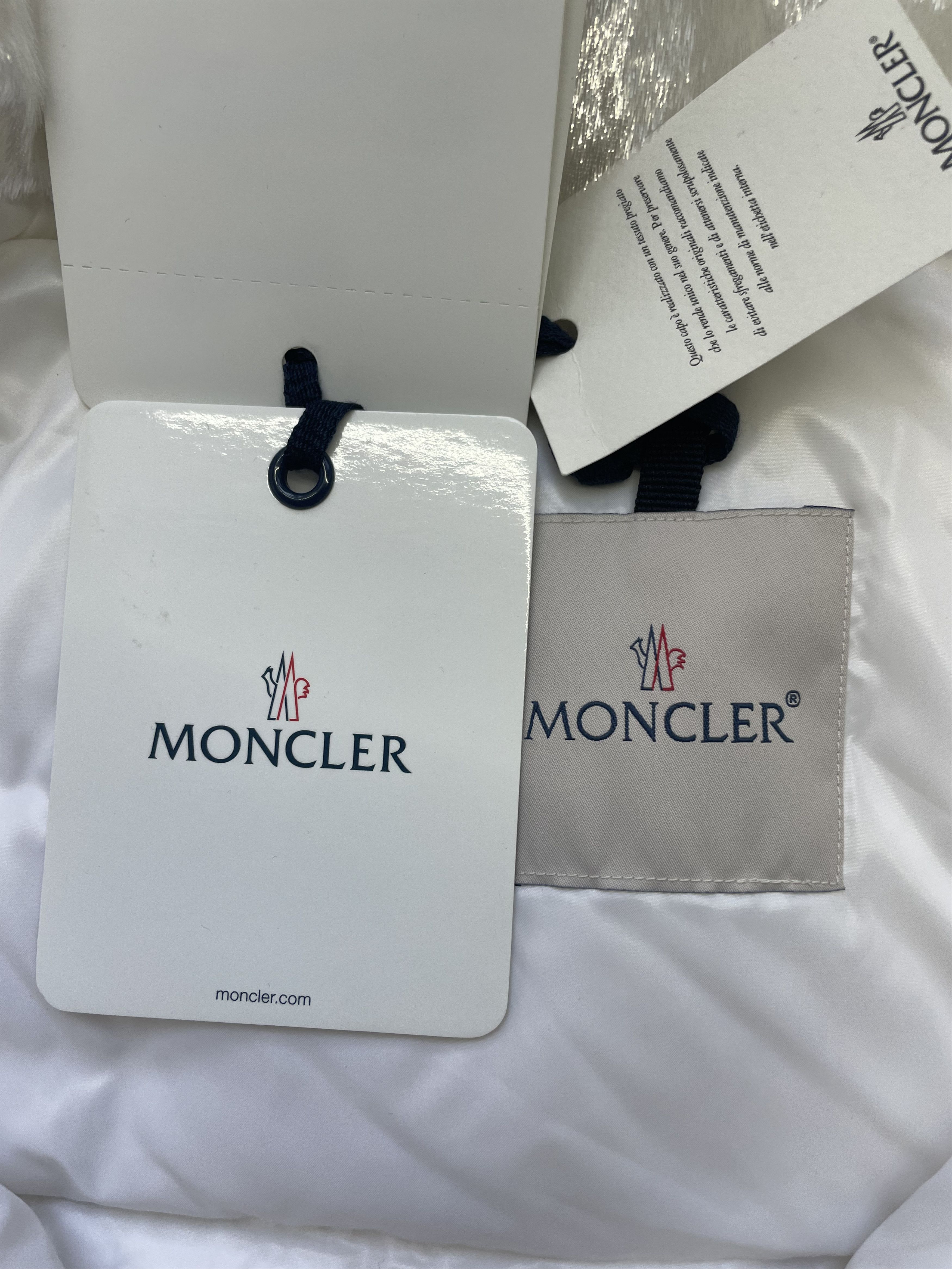 Moncler Moncler Rimac White Down Jacket Size XS / US 0-2 / IT 36-38 - 12 Thumbnail