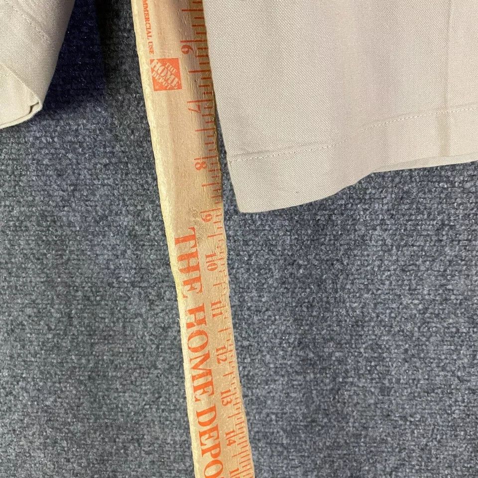 Jos. A. Bank Jos A Bank Shorts Men's Size 36 Beige Chino Casual Slash Size US 36 / EU 52 - 3 Thumbnail