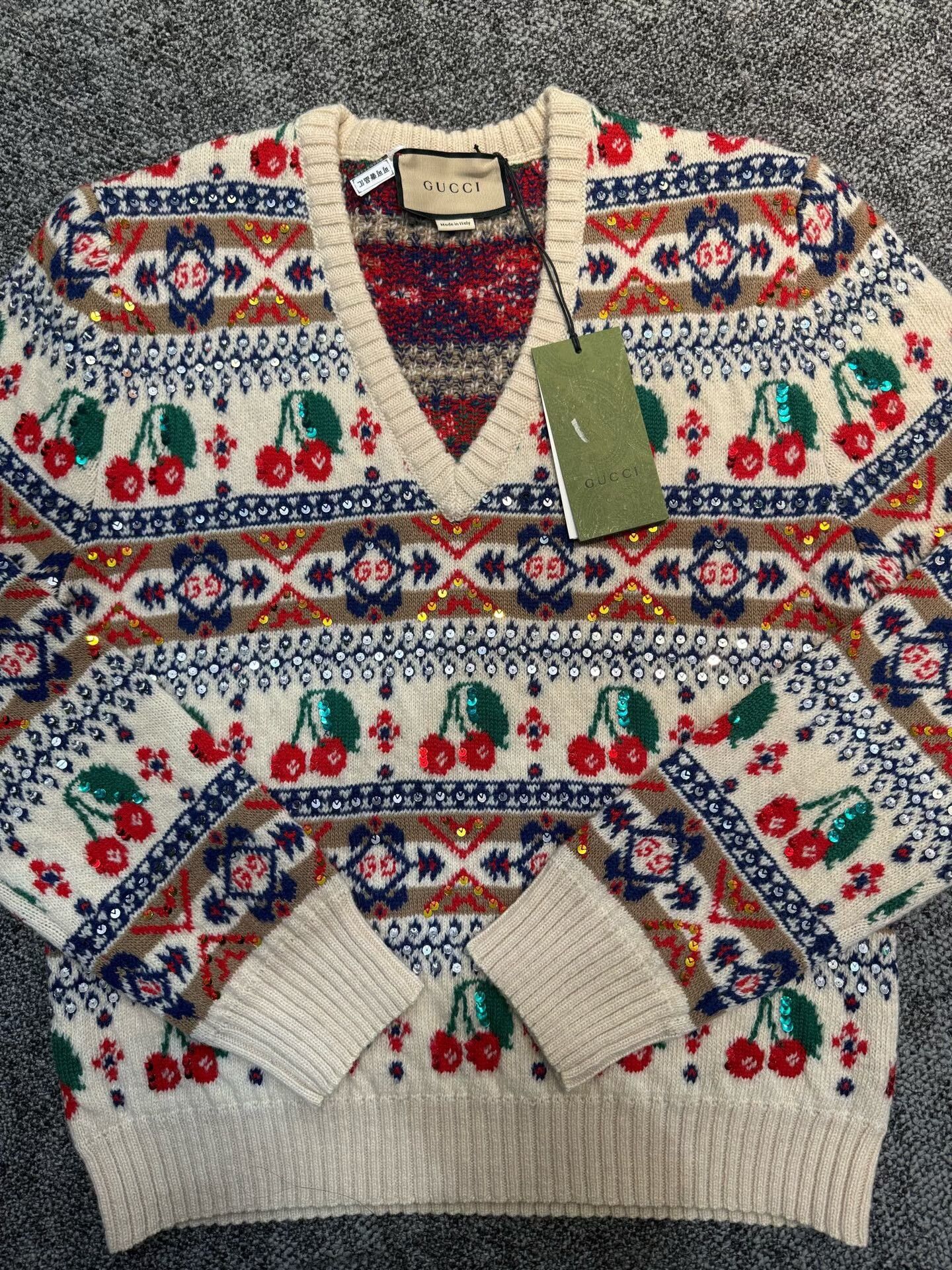 Gucci Gucci M Size Wool Sweater Size M / US 6-8 / IT 42-44 - 1 Thumbnail