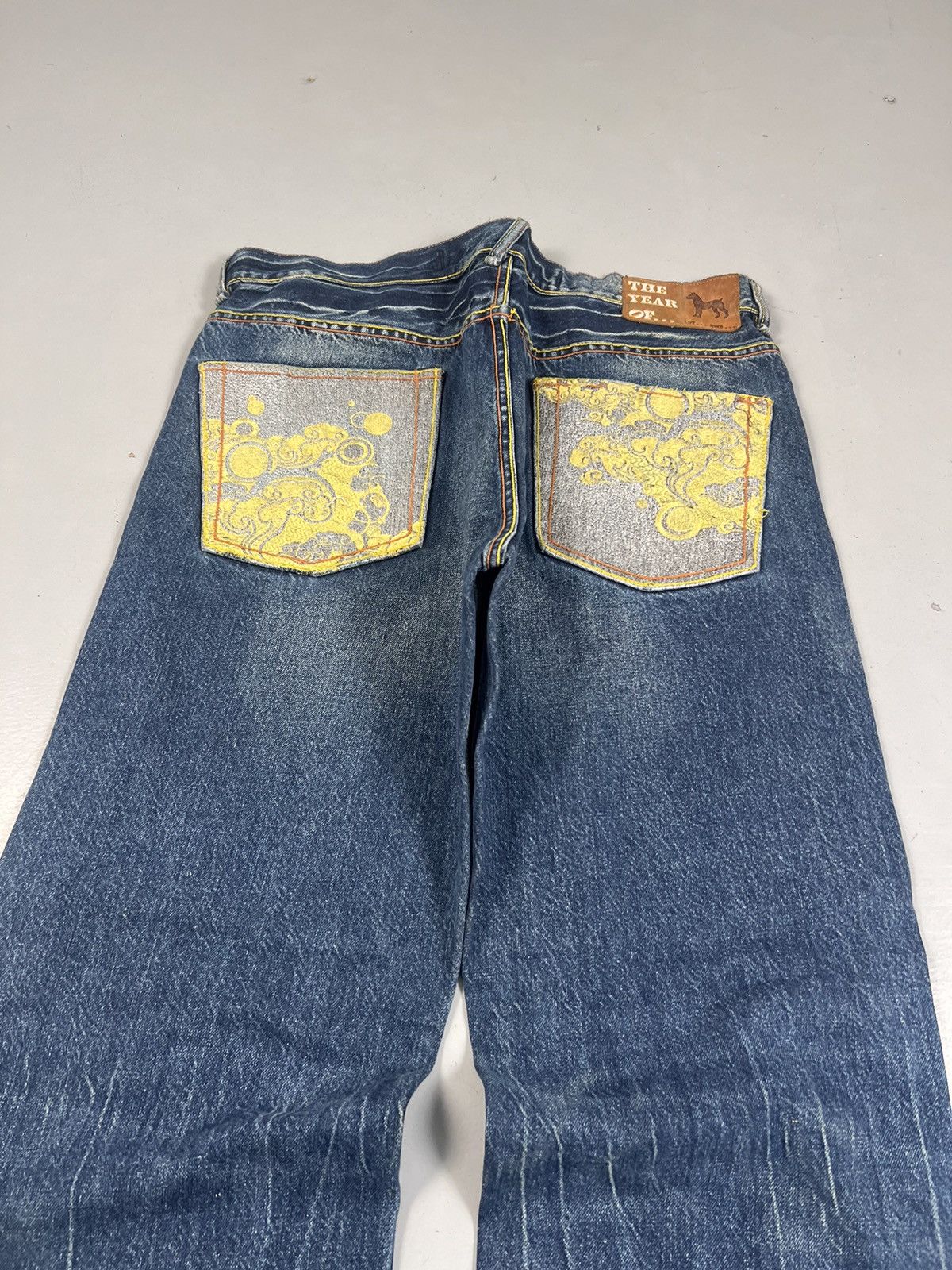Japanese Brand Vintage the year of golden japanese embroidered denim pants Size US 40 / EU 56 - 4 Thumbnail