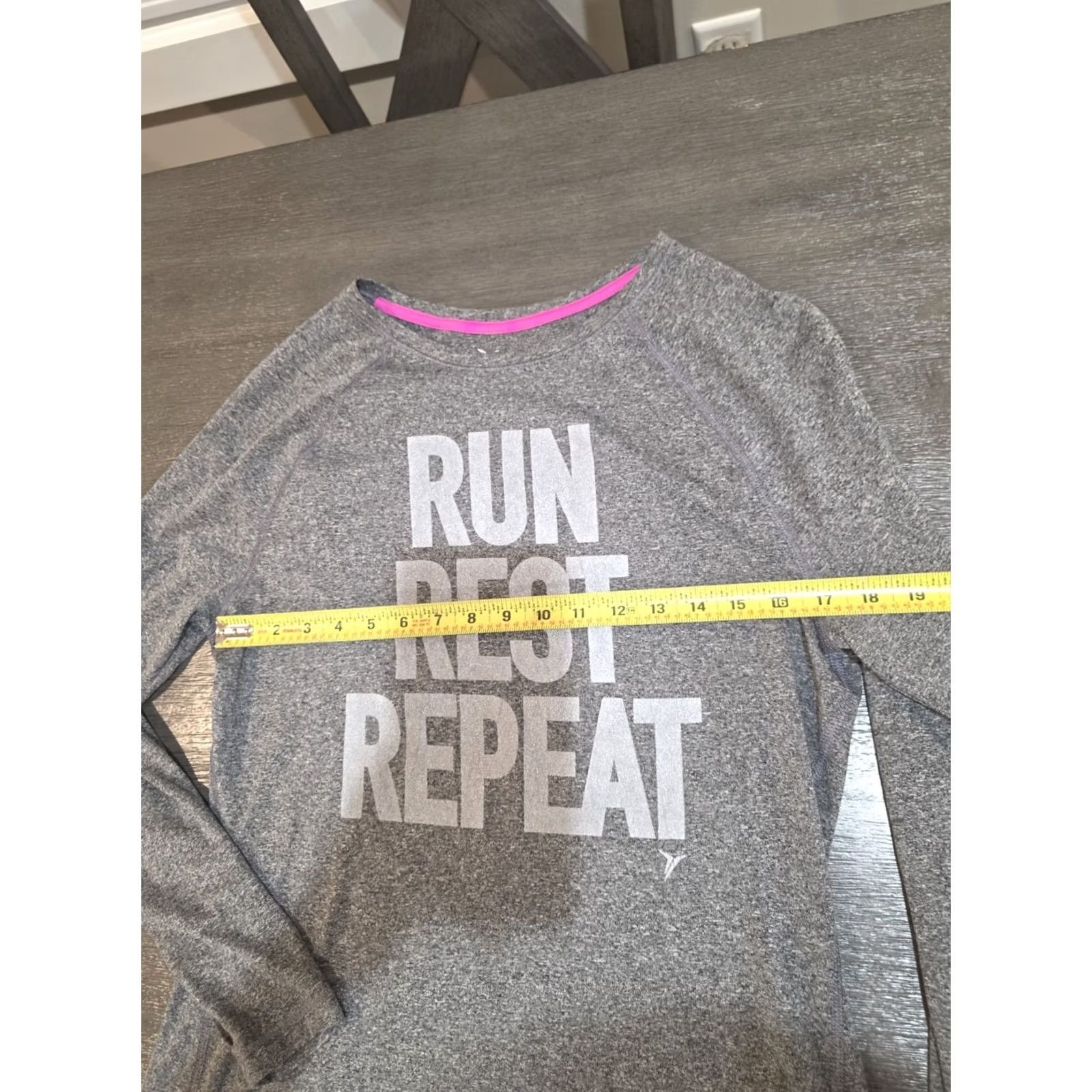 Old Navy Old Navy Ladies XL Gray Active Wear Top Run Rest Repeat Logo Pullover Long Sleeve Casual Top Regular Fit Women's Clothing Size XL / US 12-14 / IT 48-50 - 7 Thumbnail