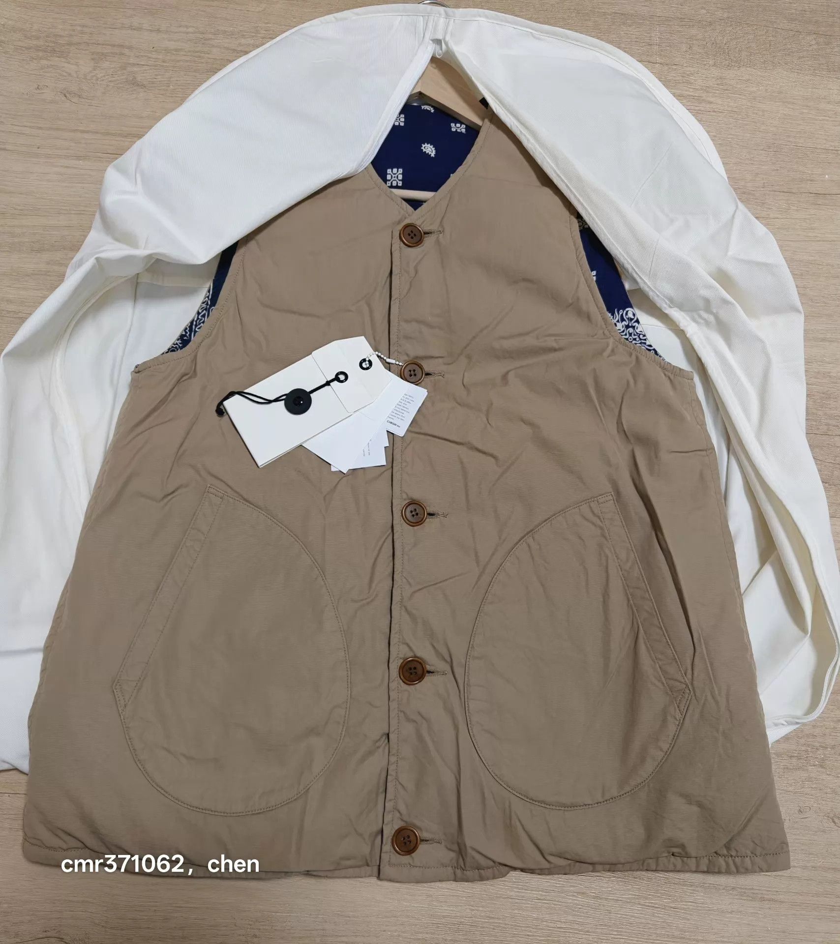 Visvim VISVIM 20AW SPOT KORA DOWN VEST Beige 1 Oversized Bandana Size US S / EU 44-46 / 1 - 9 Thumbnail