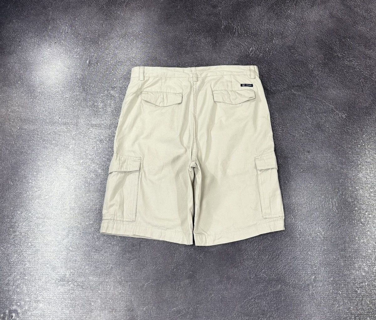 Chaps Ralph Lauren Vintage Chaps Ralph Lauren Y2K Beige Hype Cargo Shorts Size US 32 / EU 48 - 2 Thumbnail