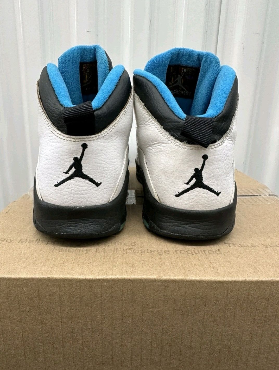 Jordan Brand Nike Air Jordan Retro 10 GS Powder Blue 2014 Size 7Y Size US 7 / EU 40 - 5 Thumbnail