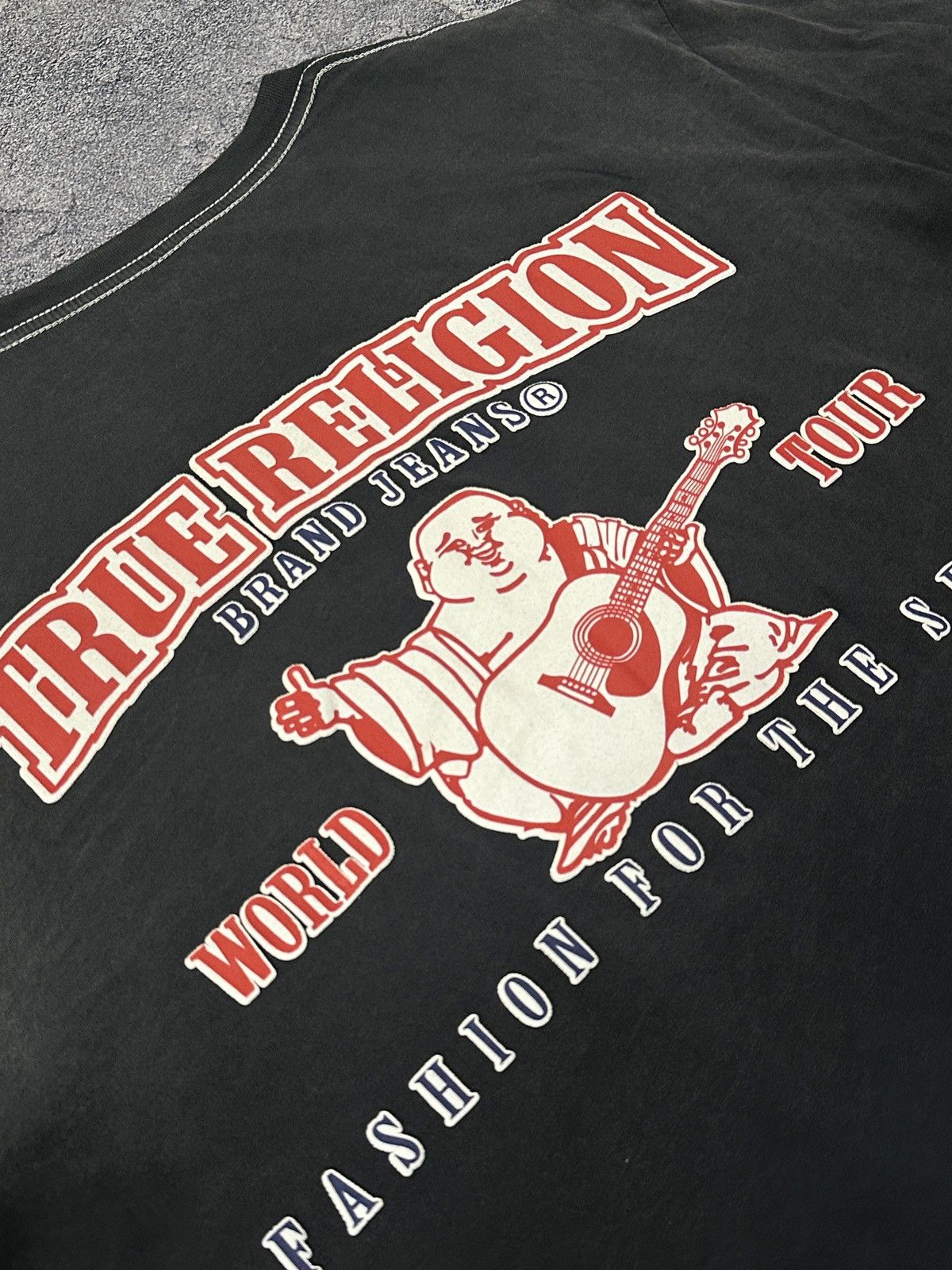 True Religion Vintage True Religion Big Logo Faded T-Shirt XXL Y2K Size US XXL / EU 58 / 5 - 8 Thumbnail
