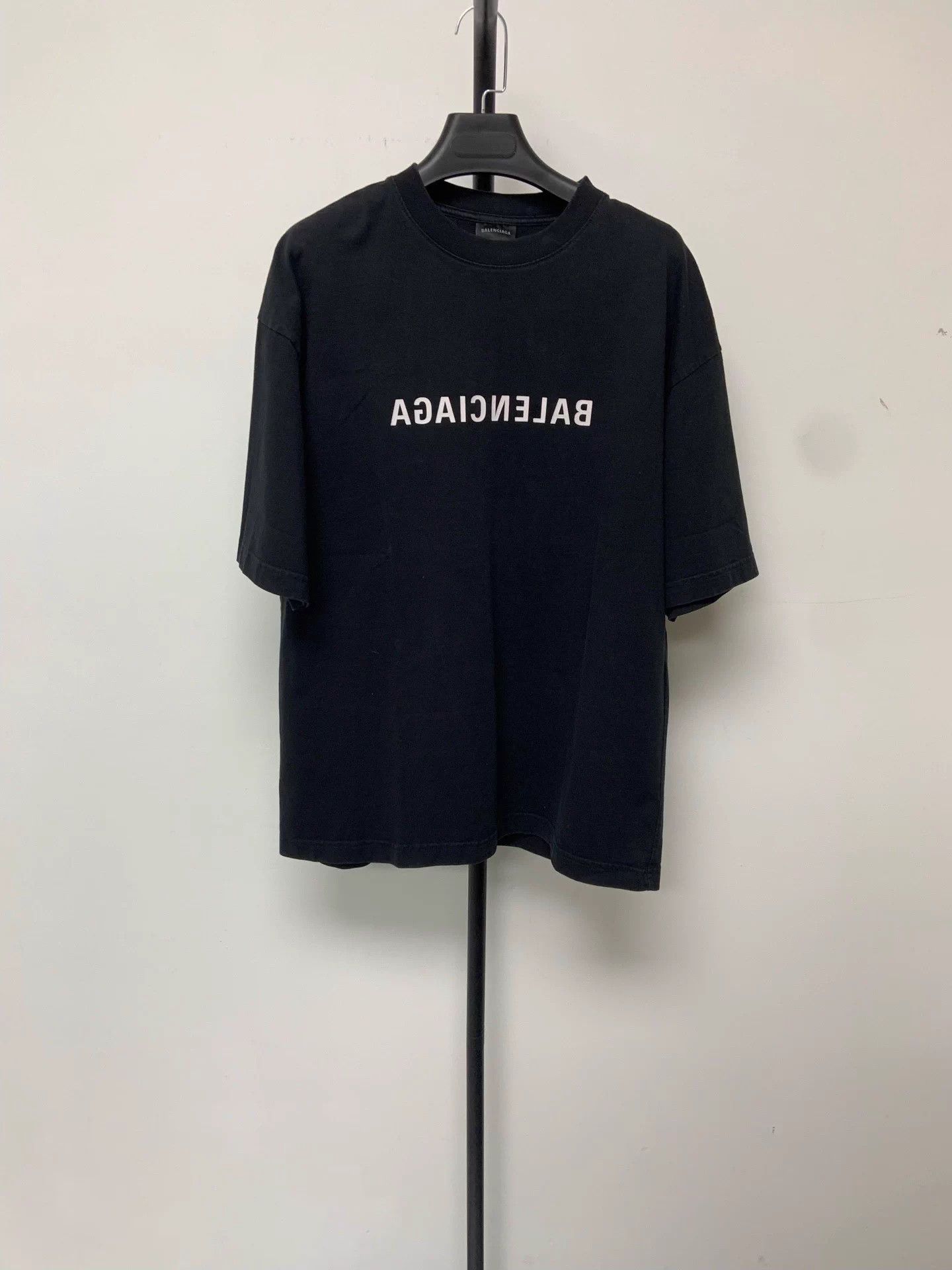 Balenciaga Balenciaga logo crewneck short sleeve tee unisex black XS Size XS / US 0-2 / IT 36-38 - 1 Thumbnail
