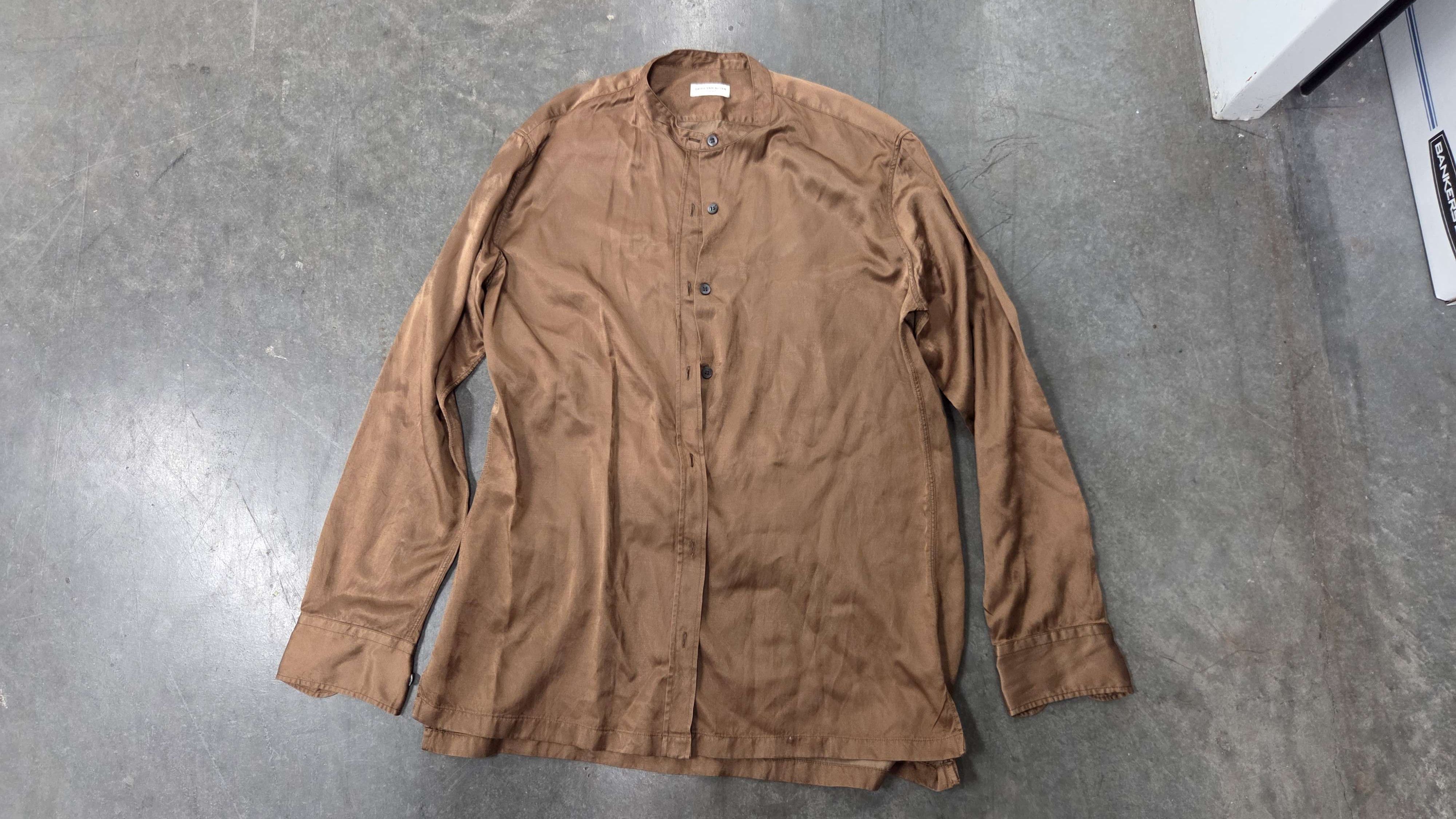 Dries Van Noten Dries Van Noten brown shirt round collar see measurement Size US S / EU 44-46 / 1 - 1 Thumbnail