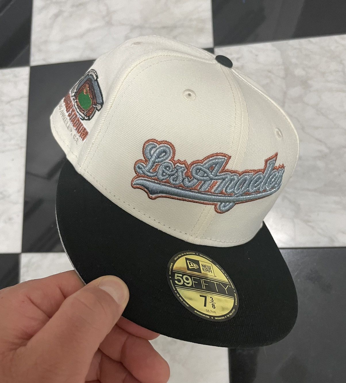 🔥 Exclusive Dodgers fitted size 7 3/8