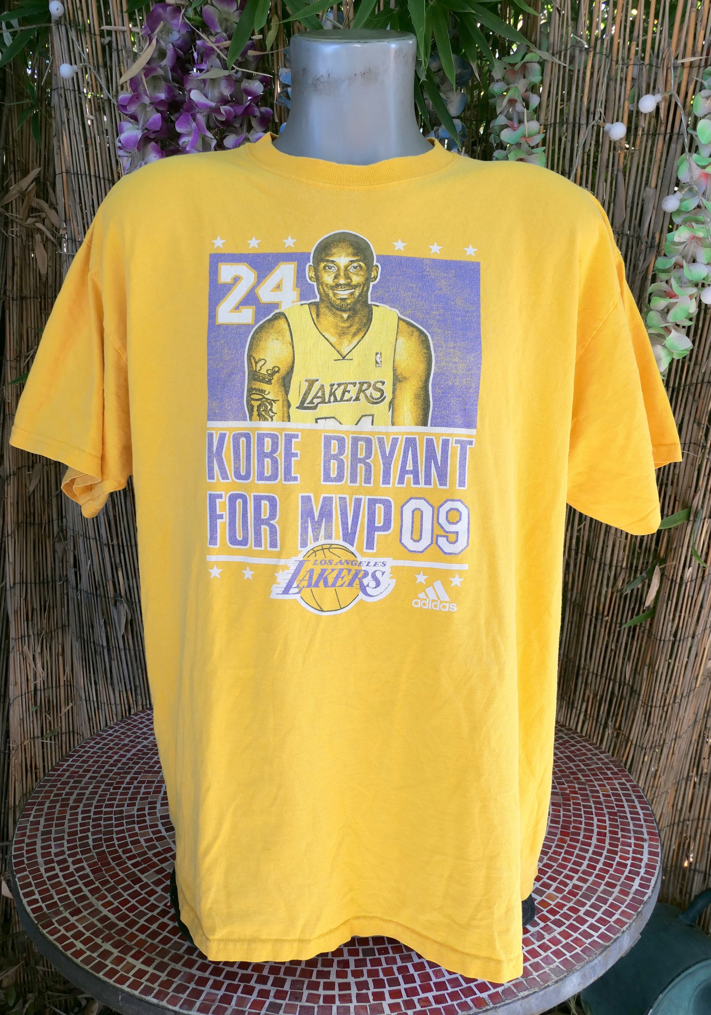 Vintage 2009 KOBE BRYANT For MVP Los Angeles Lakers T Shirt Large Size US L / EU 52-54 / 3 - 2 Thumbnail
