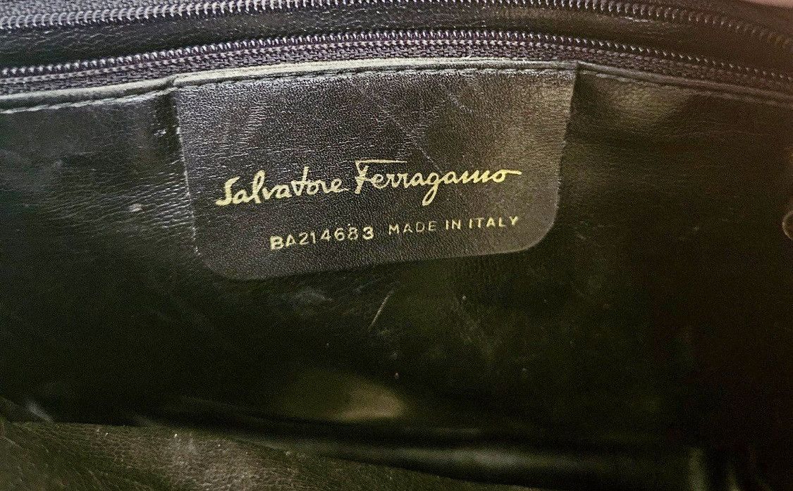Salvatore Ferragamo Vara Ribbon Crocodile Embossed Leather Red/Bordeaux Purse Size ONE SIZE - 14 Thumbnail