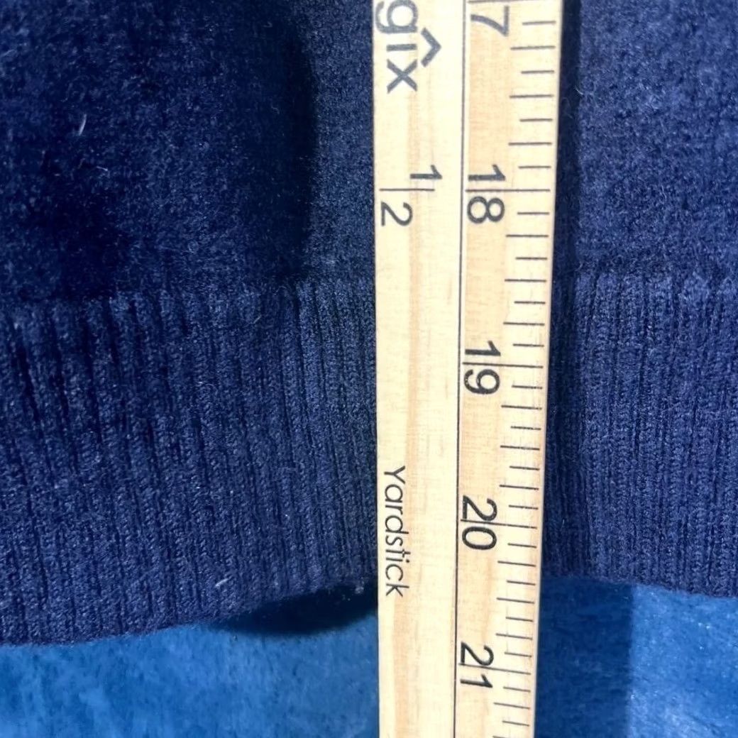 Vintage VINTAGE Qi Navy Blue 100% Wool Button Cardigan Sweater Womens Size Small 90s Size S / US 4 / IT 40 - 7 Thumbnail