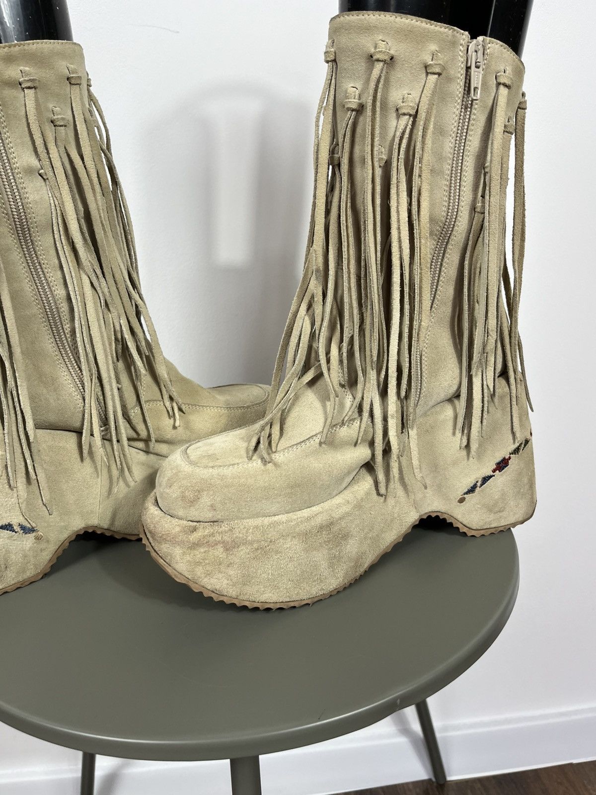 Vintage Beige Suede Fringe Platform Boots with Dangling Details Zip Size US 10 / IT 40 - 10 Thumbnail