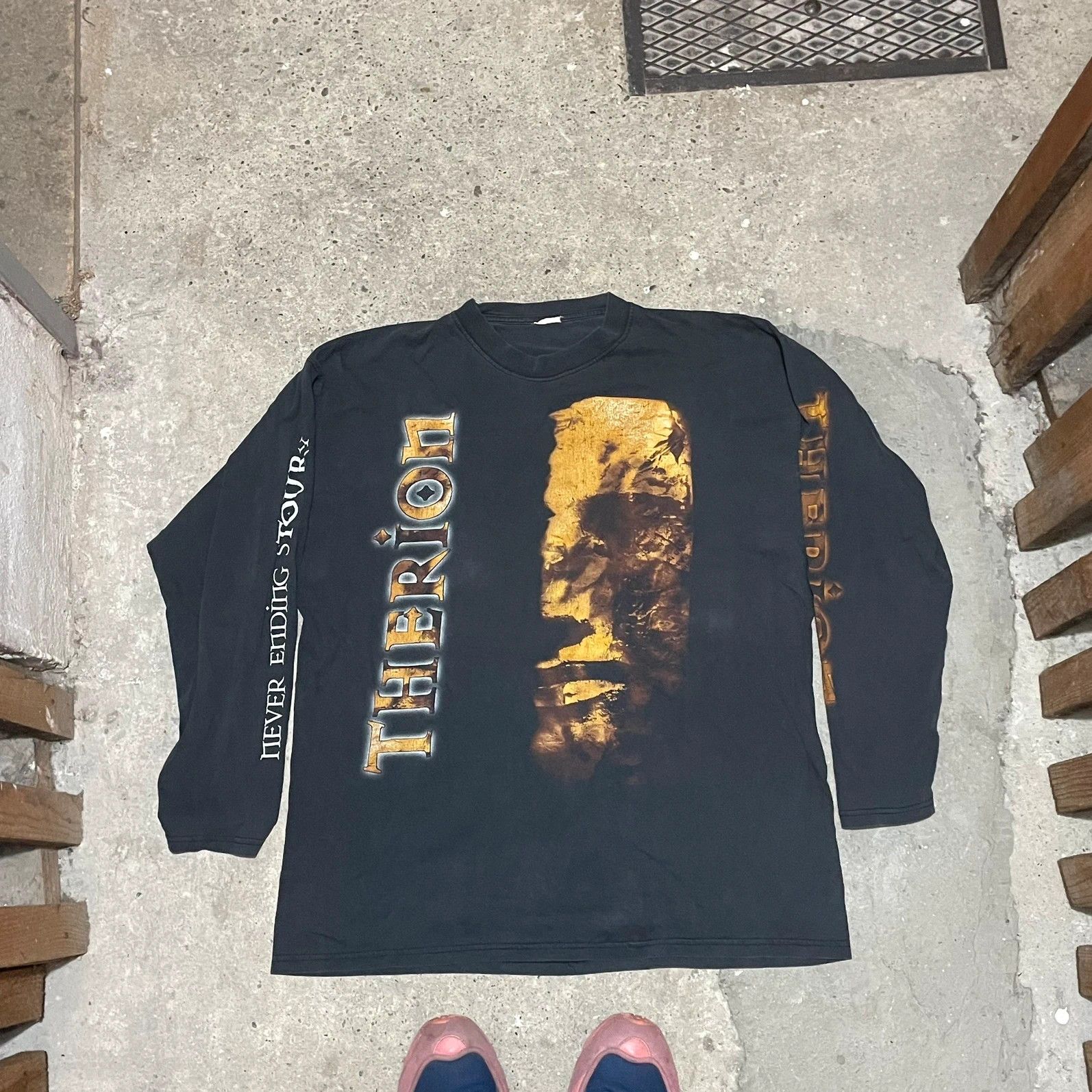 Band Tees Vintage Therion Vovin 1998 tour long sleeve Size US XL / EU 56 / 4 - 1 Thumbnail