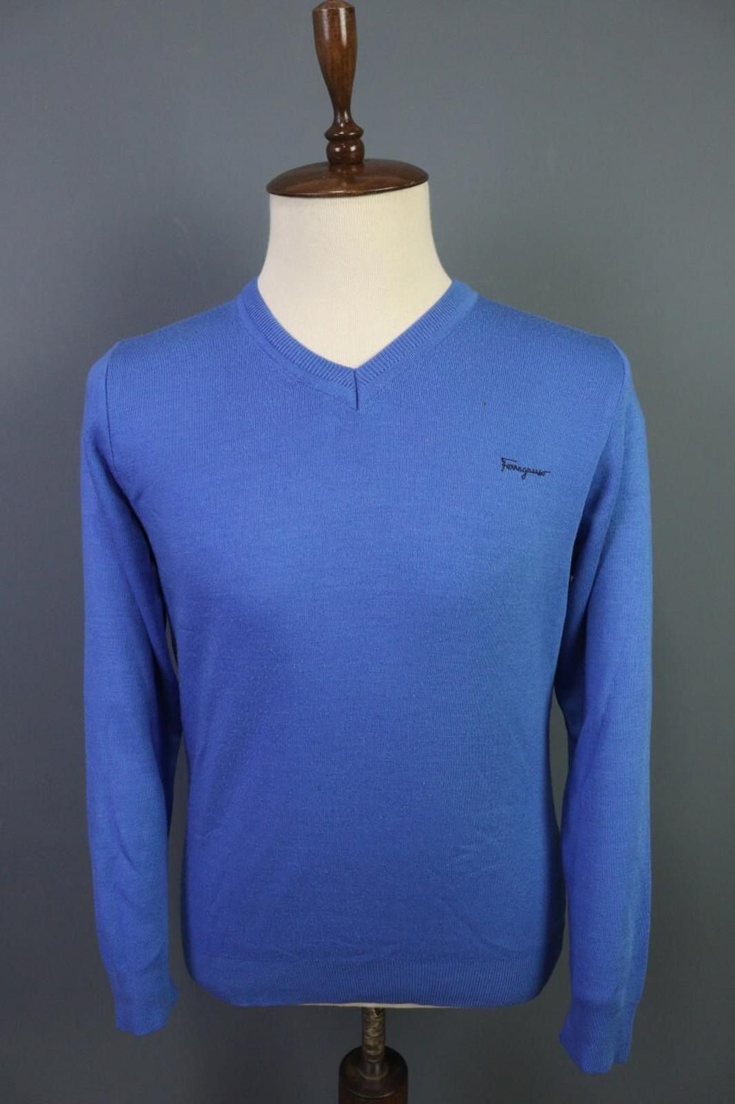 Salvatore Ferragamo Salvatore Ferragamo Blue Tight Knit Pullover Sweater Size M Size M / US 6-8 / IT 42-44 - 1 Thumbnail