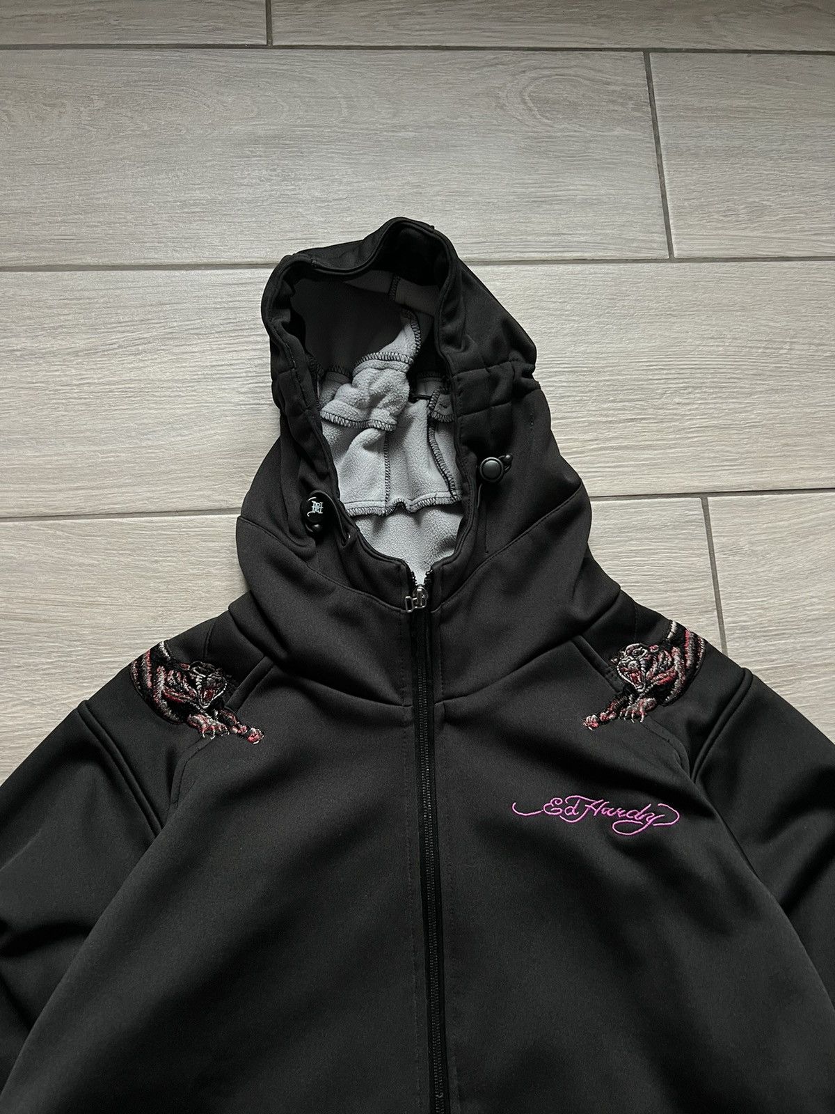 Ed Hardy Vintage Ed Hardy Jacket Logo Japanese Y2K Softshell M Size Size US M / EU 48-50 / 2 - 4 Thumbnail