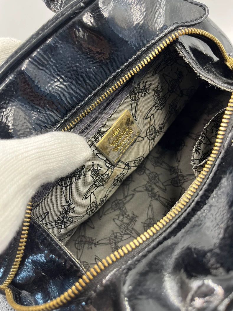 Other Vivienne Westwood size os Black lacquered bowling bag Size ONE SIZE - 4 Thumbnail