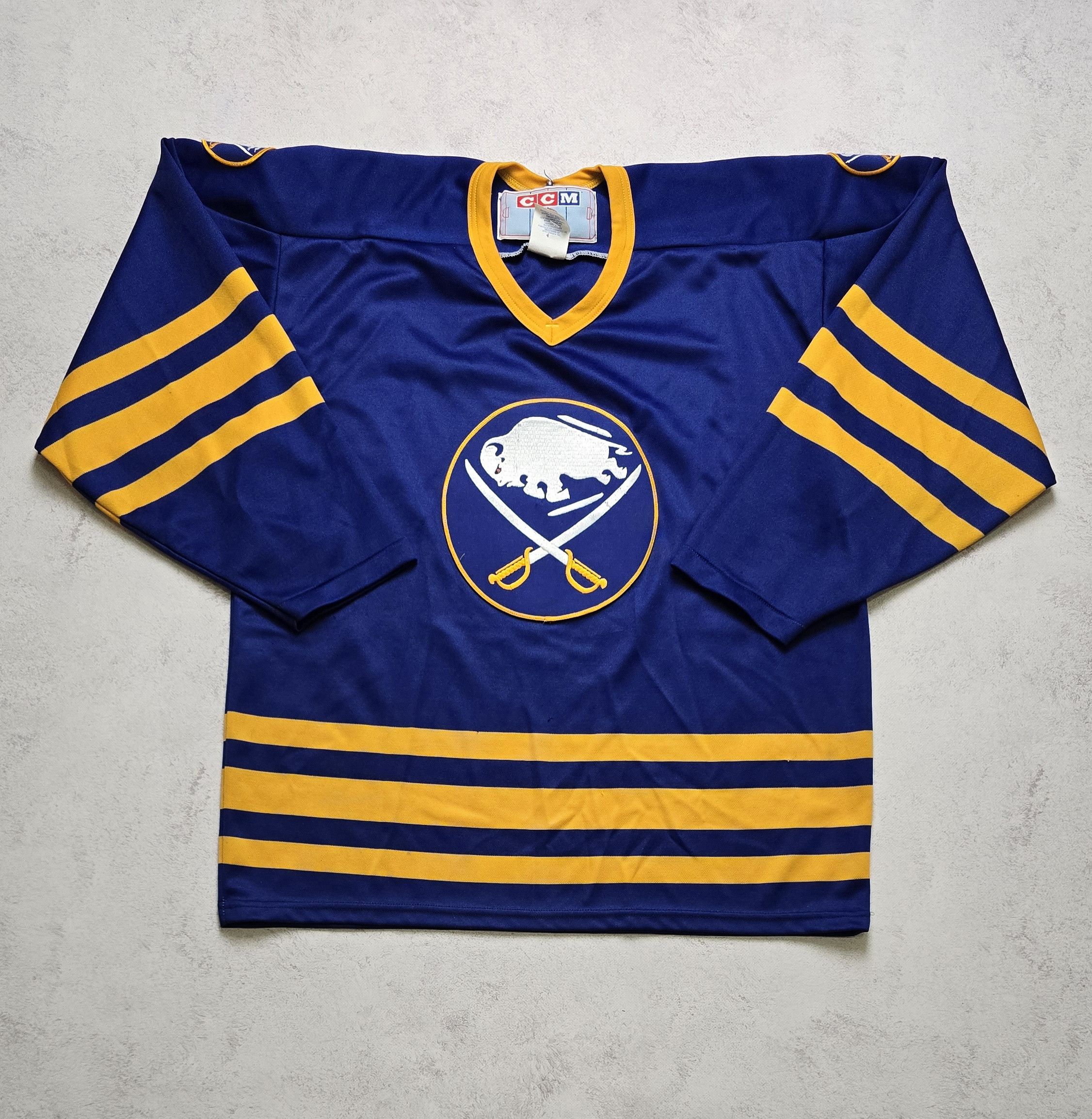 Ccm Vintage 90s NHL Buffalo Sabres CCM Blue Jersey Retro Logo Size US L / EU 52-54 / 3 - 1 Thumbnail
