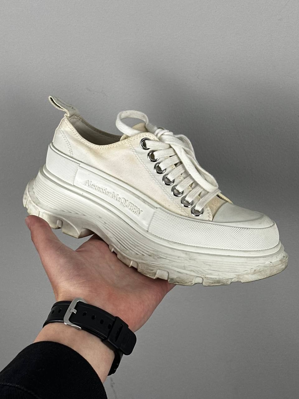 Alexander McQueen Alexander McQueen Tread Slick White Canvas Low Top Sneakers Size US 6 / IT 36 - 1 Thumbnail