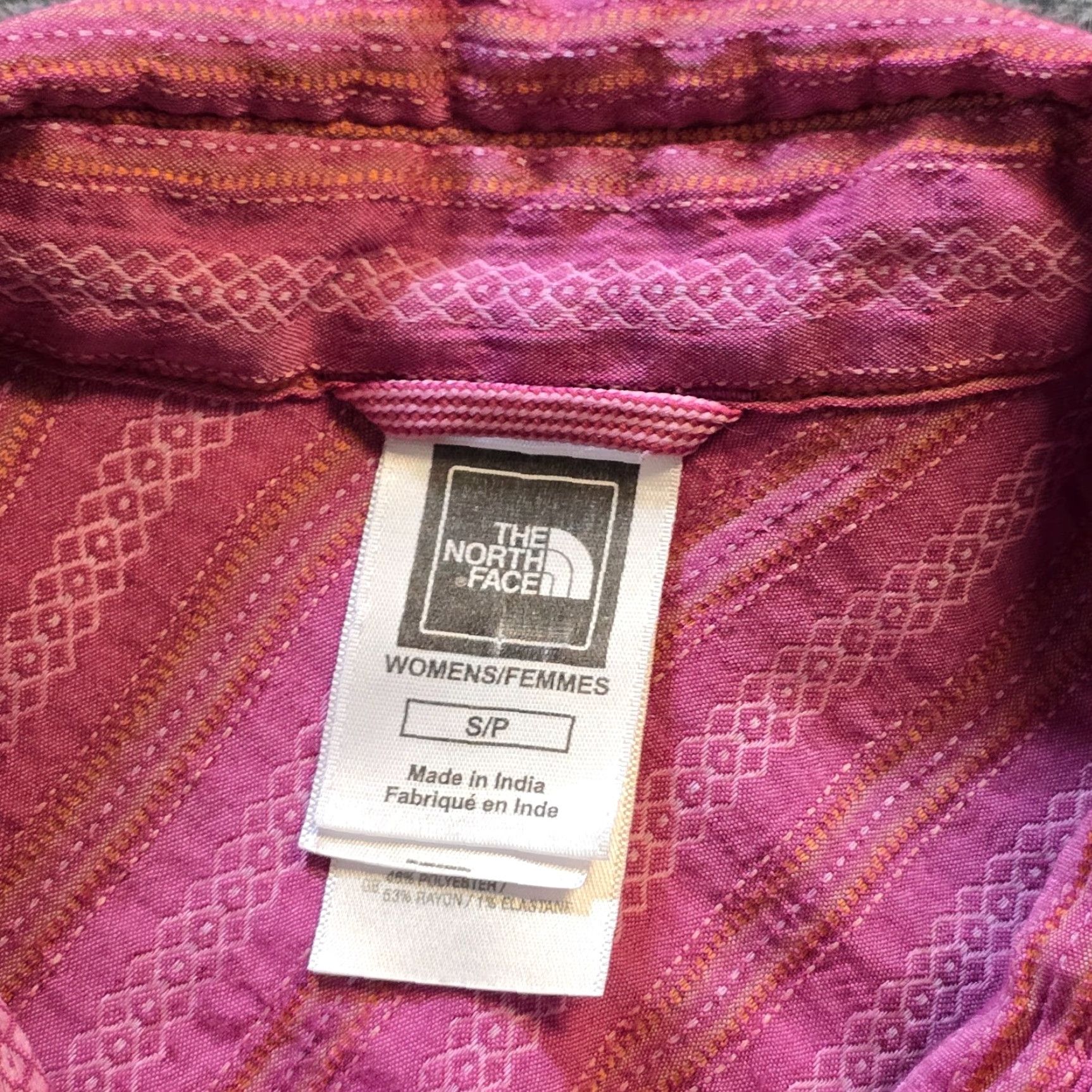 The North Face The North Face Top Womens Size Small Pink Embroidered Button Down Casual Outdoors Shirt Size S / US 4 / IT 40 - 5 Thumbnail
