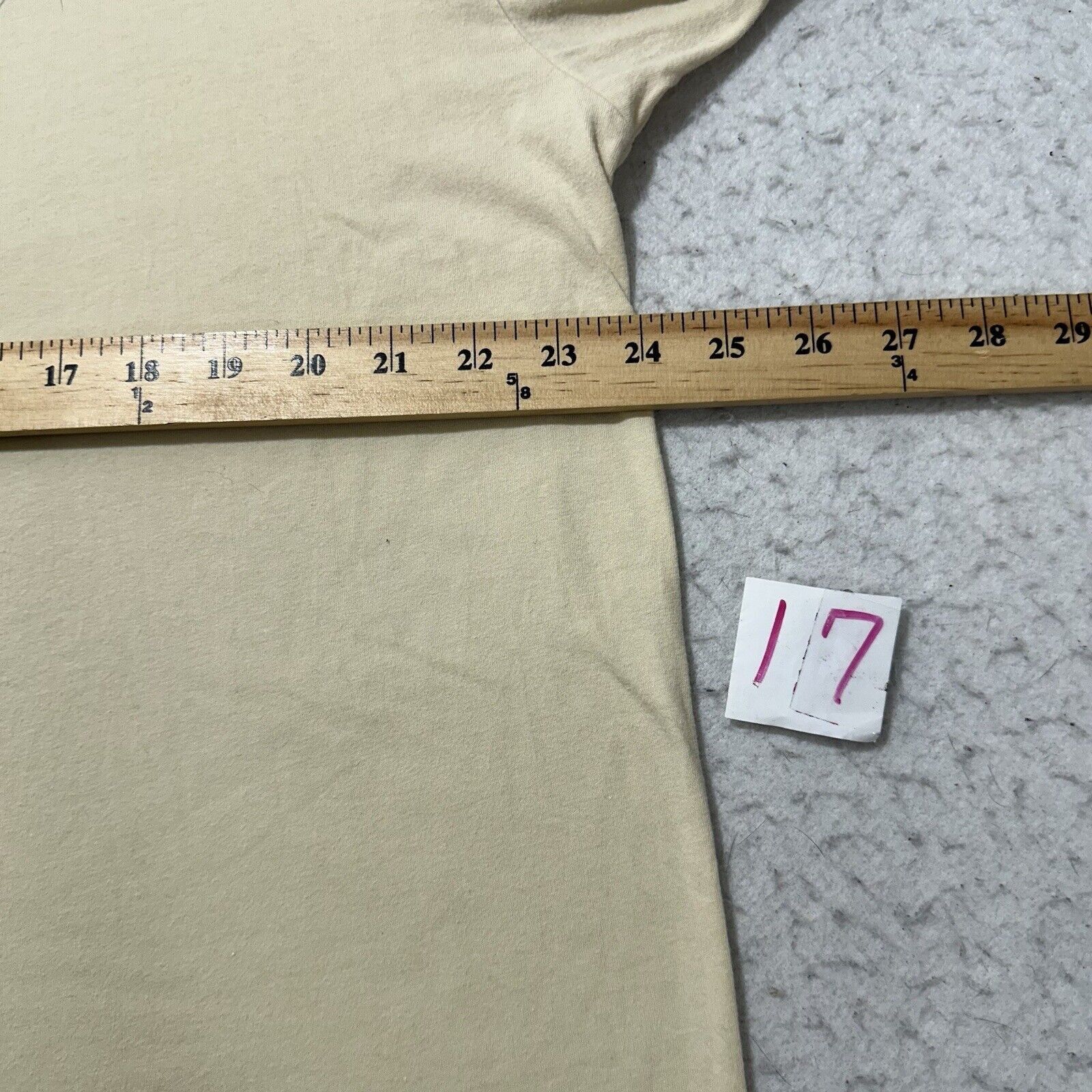 Pacsun Playboy Pacsun XL Ivory Cream Bunny Logo Graphic T Shirt Size US XL / EU 56 / 4 - 8 Thumbnail