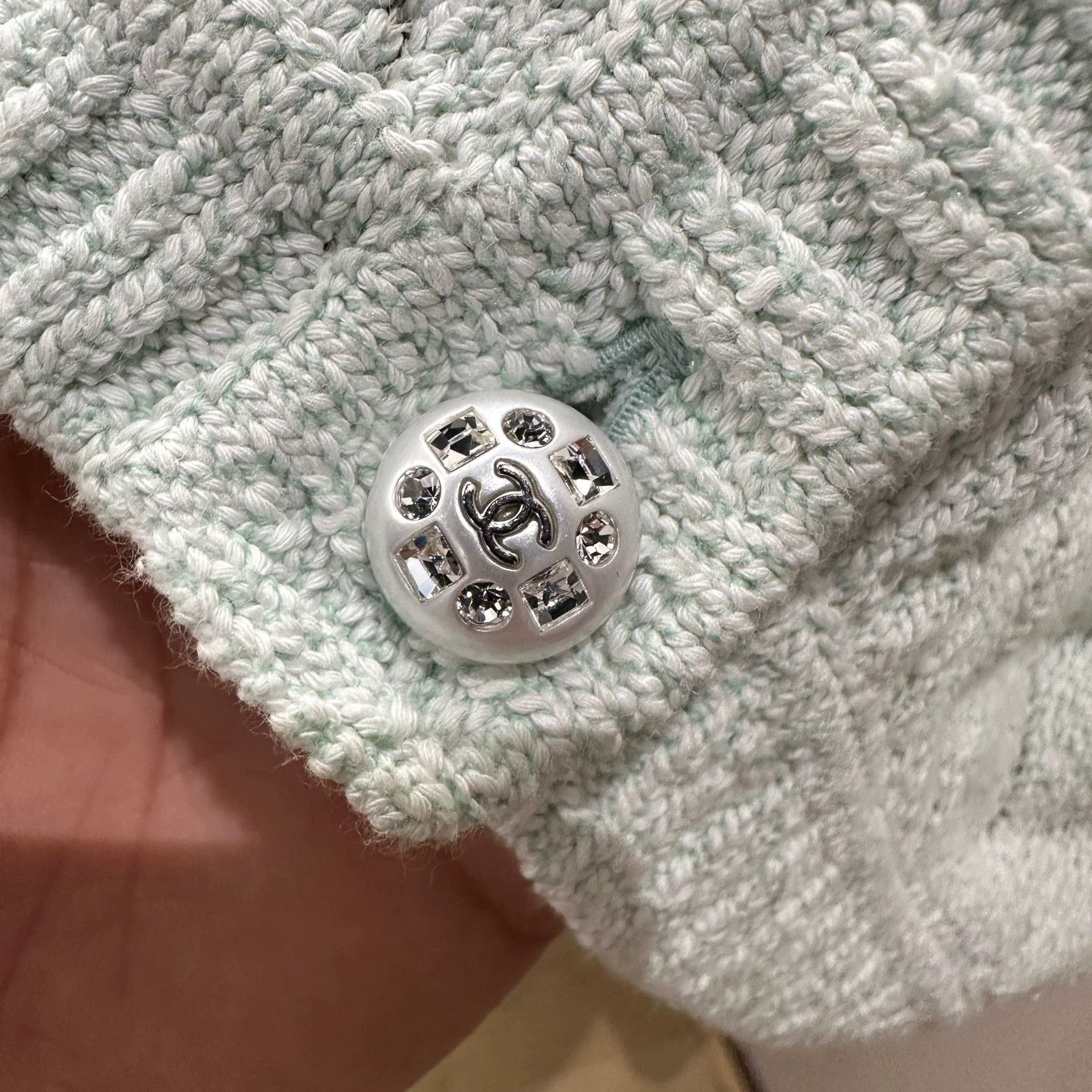 Chanel Chanel Mint Green Quilted Crystal Cardigan apr791 36 Size XS / US 0-2 / IT 36-38 - 6 Thumbnail