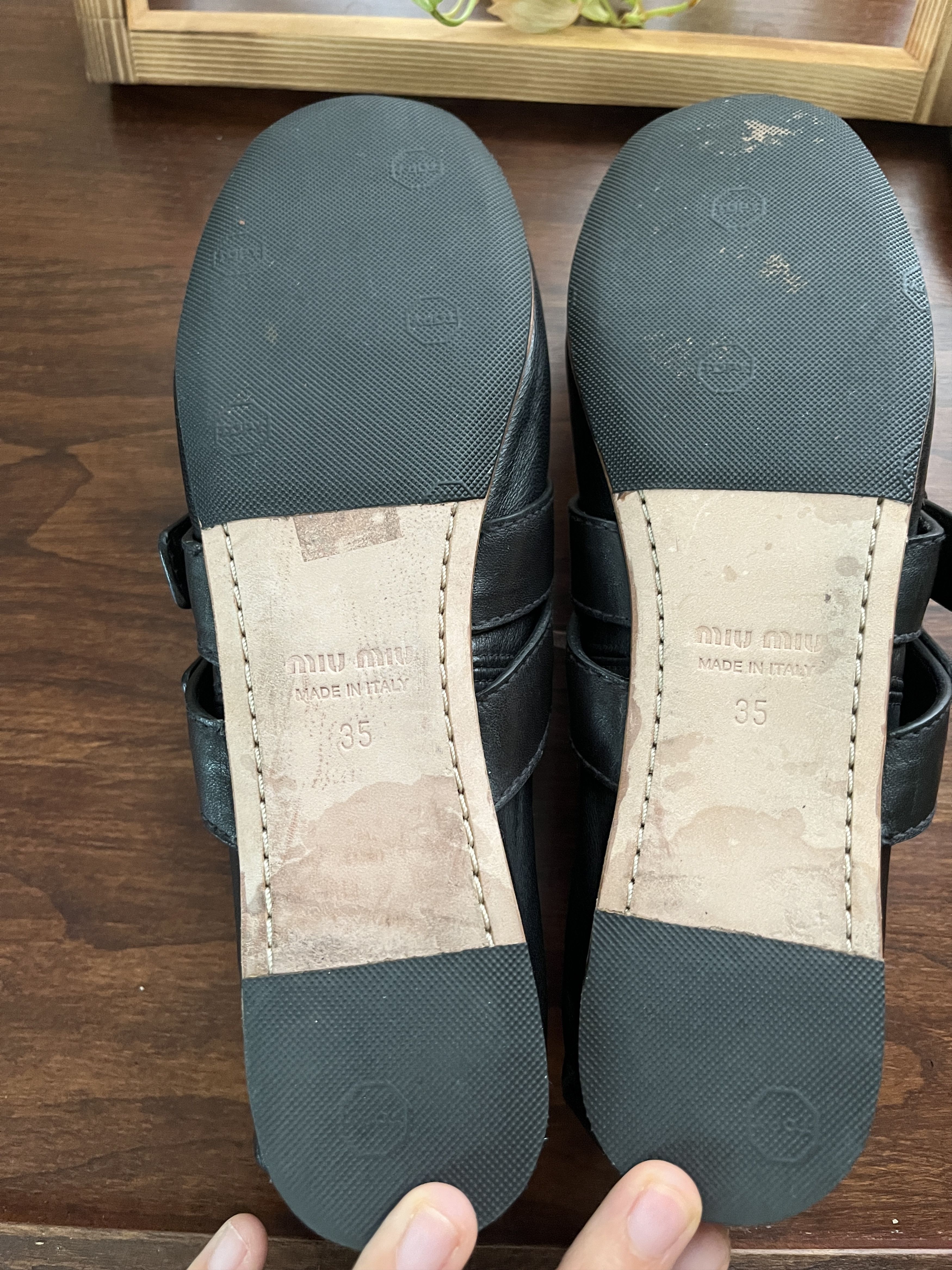 Miu Miu Miu Miu ballet flats size 35 with box and ribbons Size US 5 / IT 35 - 6 Thumbnail