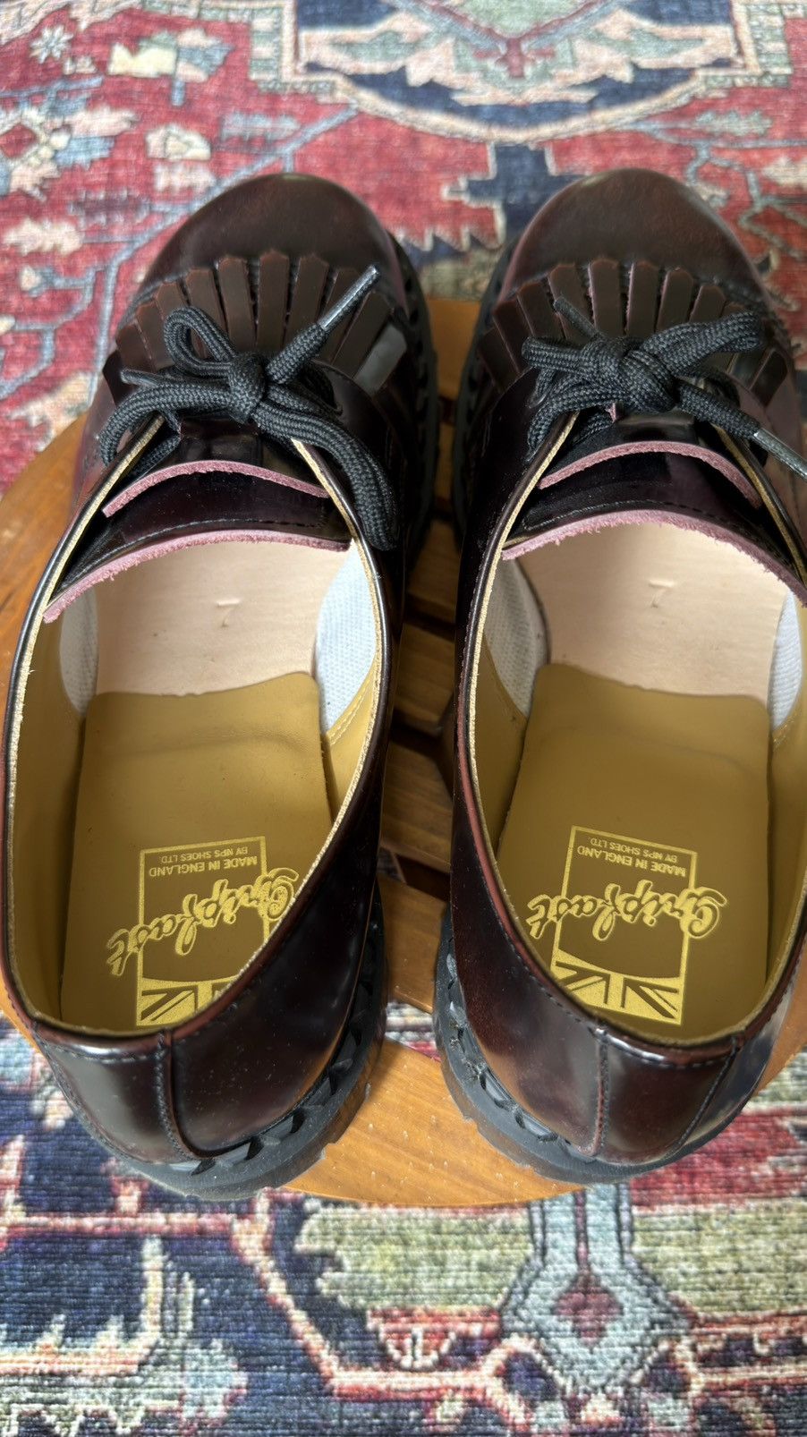 Solovair Solovair Gibson Men's Burgundy Rub-Off Hi-Shine Derby Shoes Size US 8 / EU 41 - 3 Thumbnail