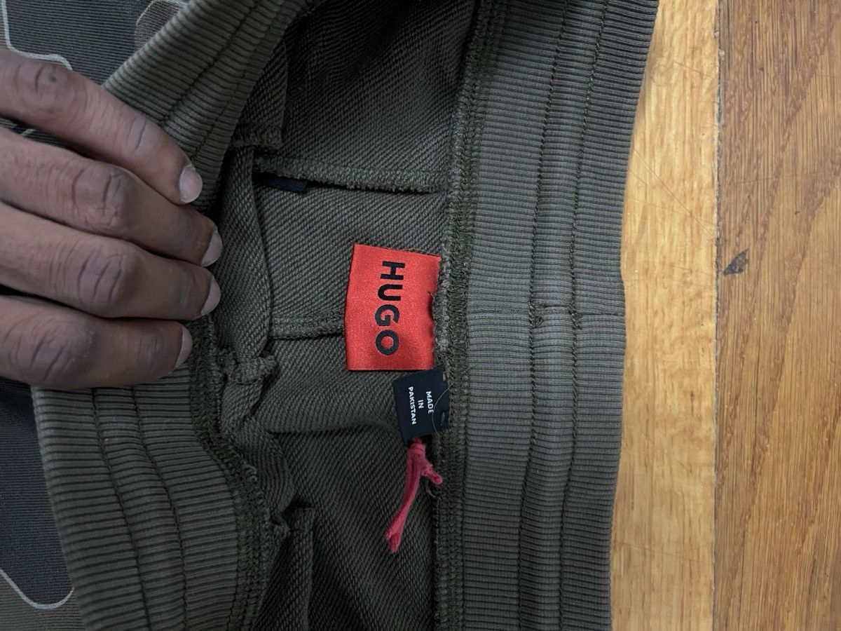 Hugo Boss Hugo Black/Grey Camo Tracksuit Set Hoodie + Joggers Size US S / EU 44-46 / 1 - 9 Thumbnail