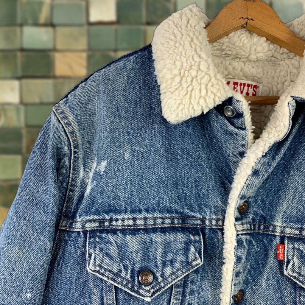 VINTAGE Levi's Trucker Jacket Denim 38R Blue 80s San Francisco Sherpa Lined 70608-0216 Mens Jeans Coat Shirt?