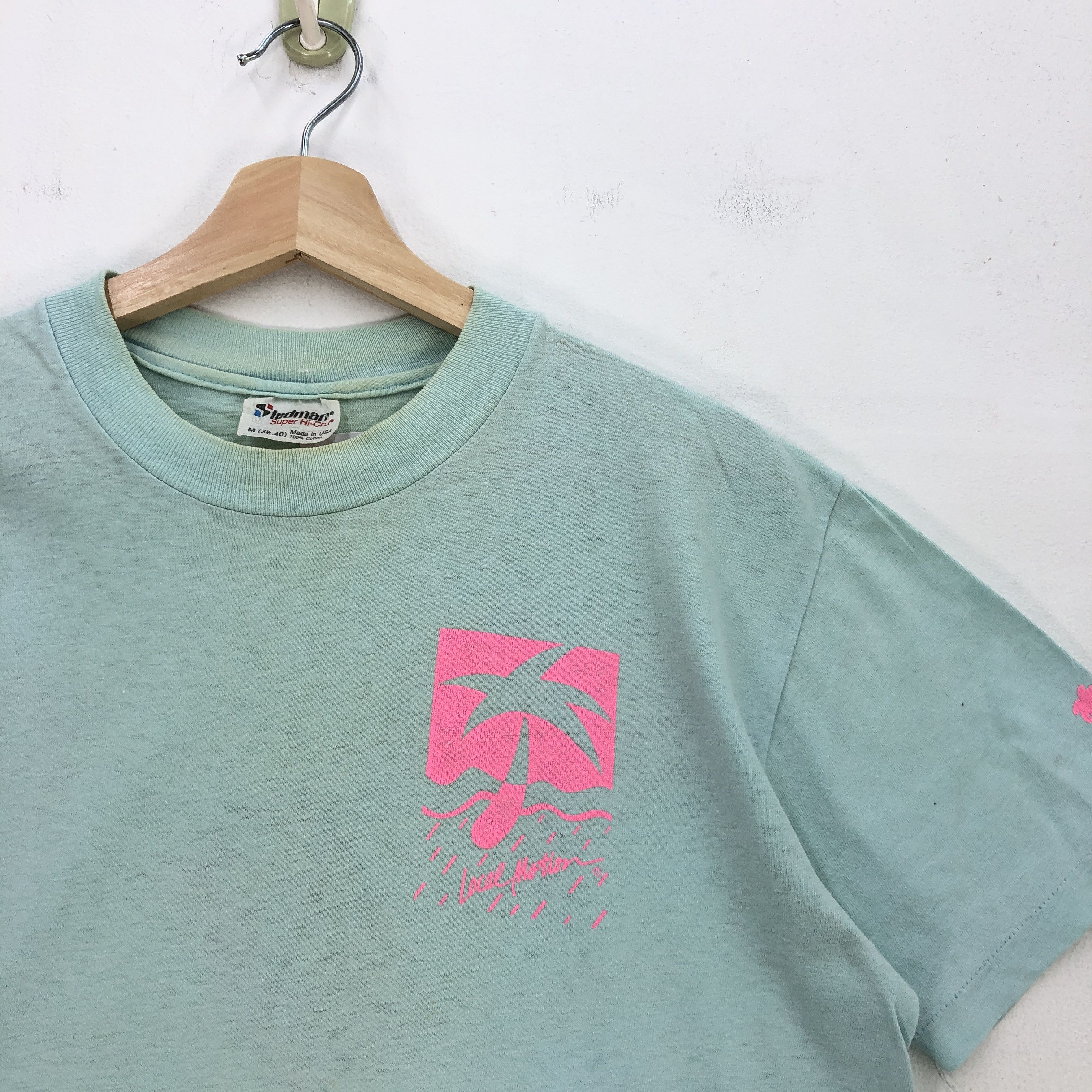 Vintage Vintage 1997 Local Motion Tees Travel Novelty T Shirt Size US M / EU 48-50 / 2 - 5 Thumbnail