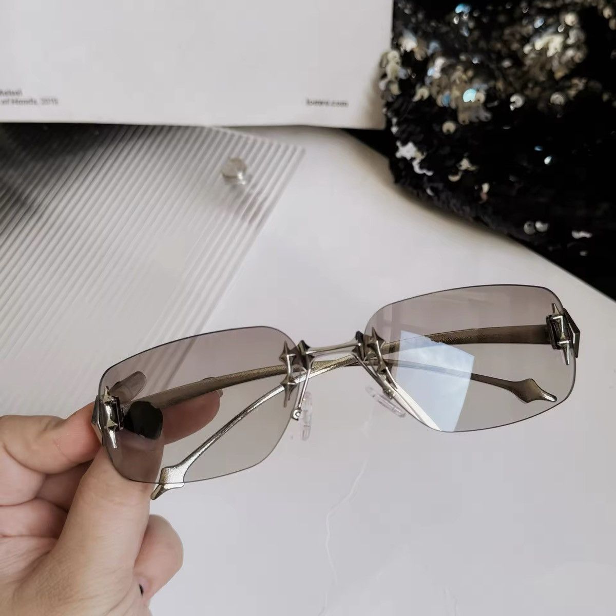 Japanese Brand Vintage Rimless Square Sunglasses Unisex Size ONE SIZE - 1 Thumbnail