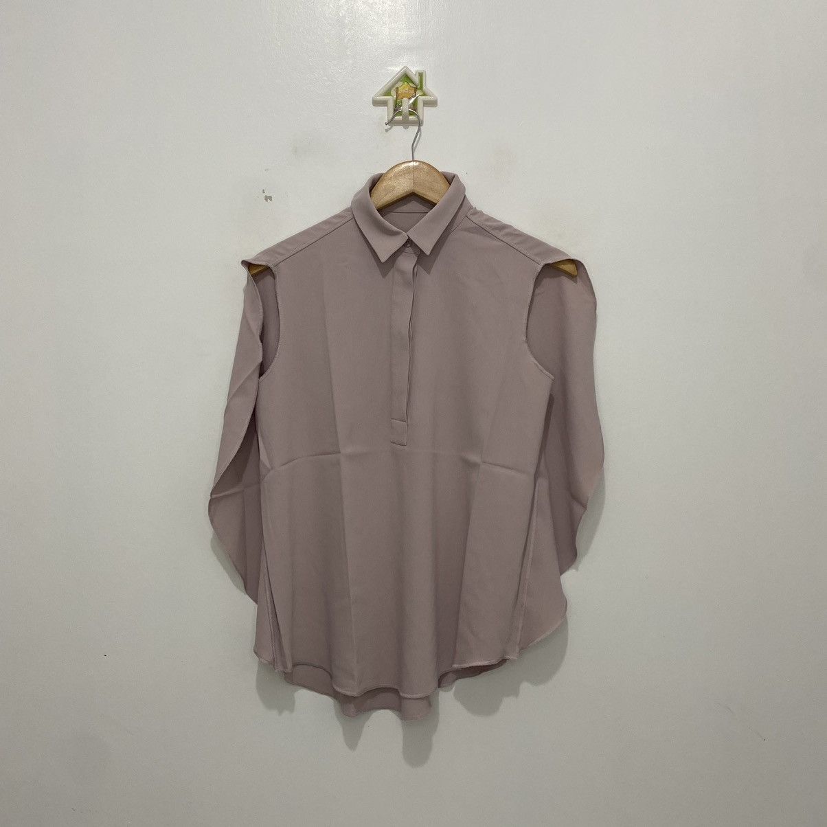 Maison Margiela Maison Martin Margiela MM6 Sleeveless Top Size XS / US 0-2 / IT 36-38 - 1 Thumbnail