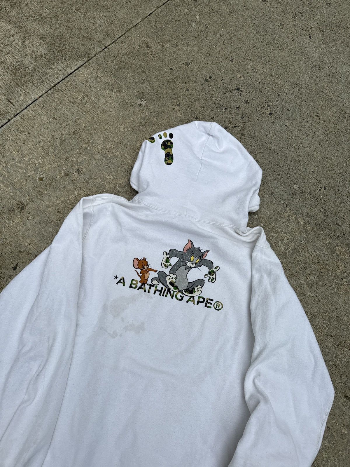 Bape Bape x Tom & Jerry Hoodie – White Graphic – Size XL Size US XL / EU 56 / 4 - 6 Thumbnail