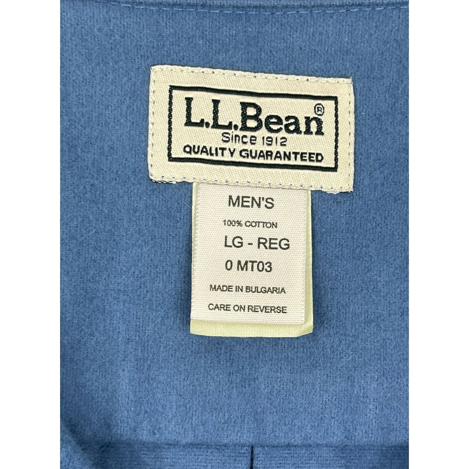Vintage VINTAGE L.L. Bean Flannel Shirt Heavyweight Light Blue Long Sleeve Button-Up Size L USA Mens Size US L / EU 52-54 / 3 - 2 Thumbnail