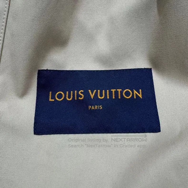 Louis Vuitton Louis Vuitton Really two coat Size US S / EU 44-46 / 1 - 3 Thumbnail