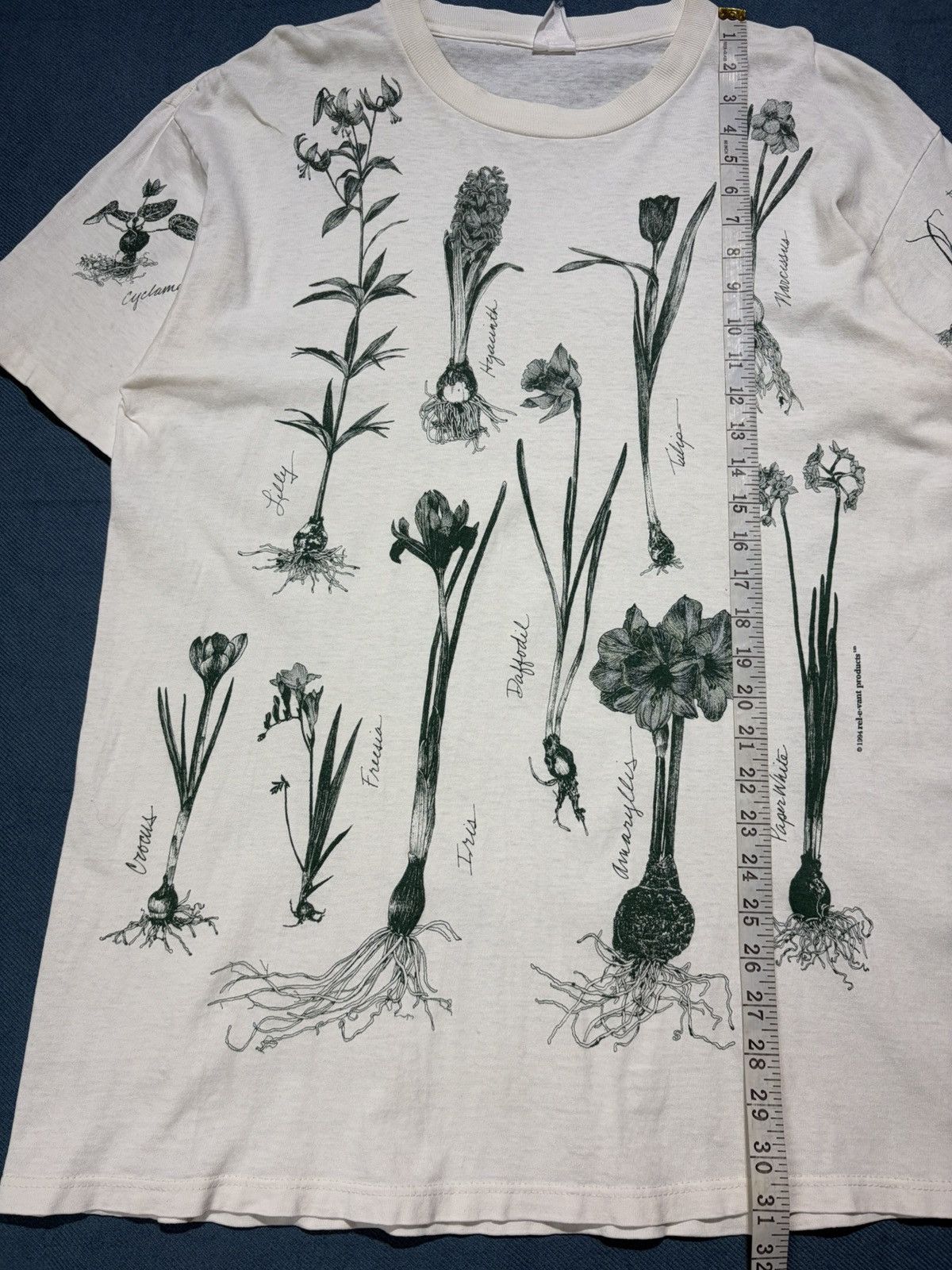 Vintage Vintage 90s Gardener All Over Print 1994 Plant Lover T Shirt Size US L / EU 52-54 / 3 - 7 Thumbnail