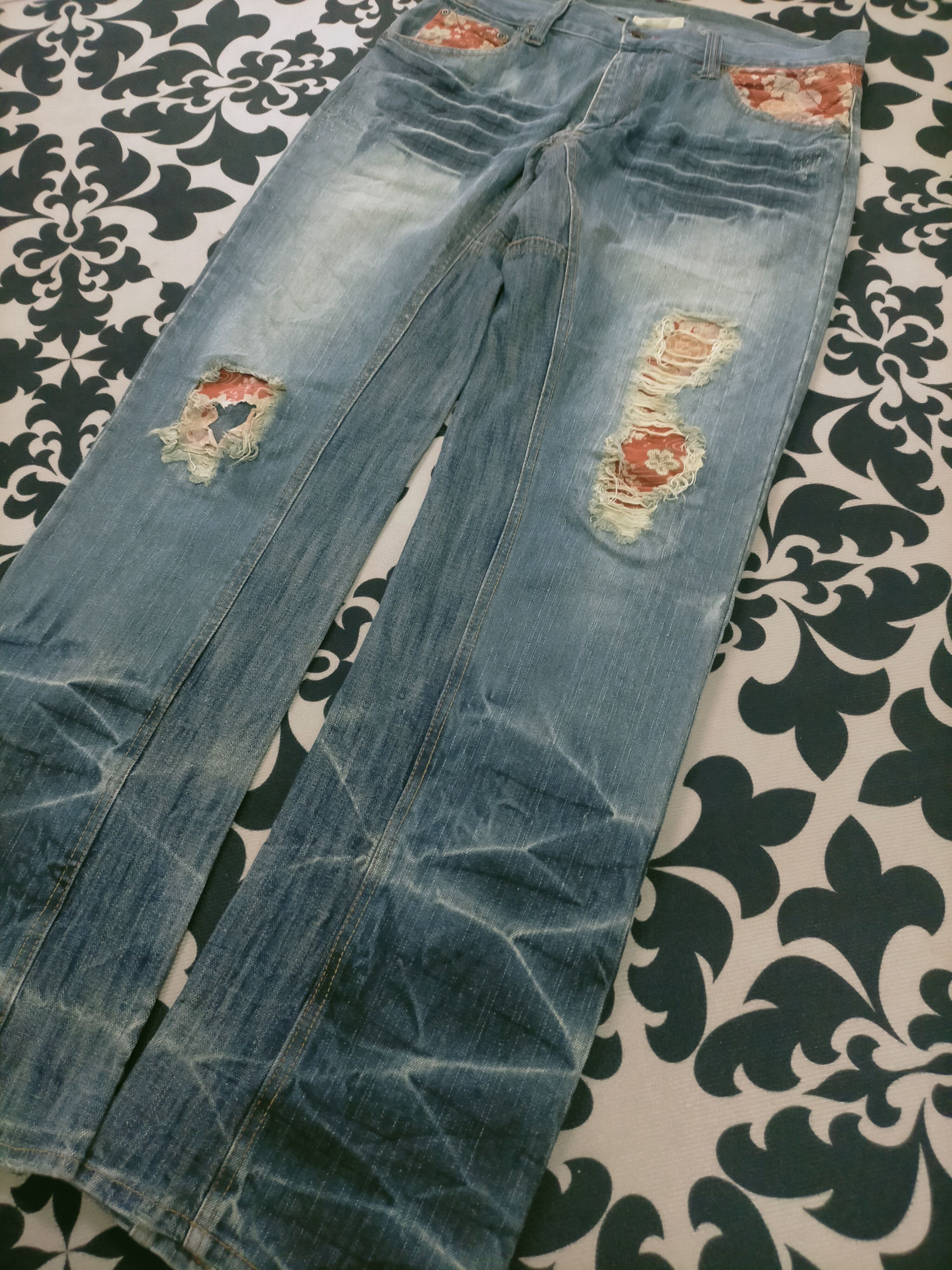 14th Addiction 🔥Karakuri Inspired by Gumu Distressed Insane Jeans Size US 31 - 4 Thumbnail