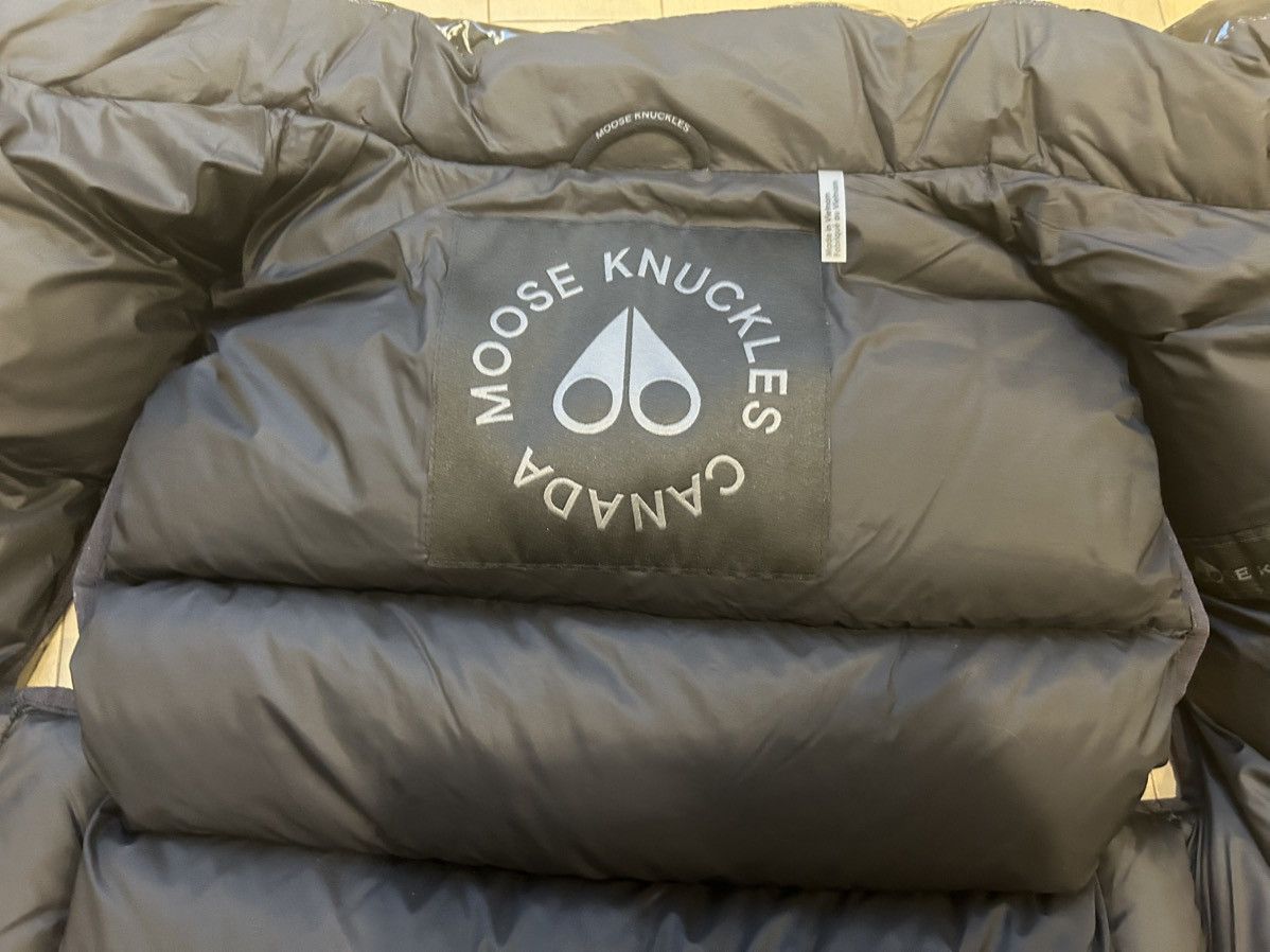 Moose Knuckles MOOSE KNUCKLES Brand New Gilet en duvet Park Taille S Femme Size S / US 4 / IT 40 - 5 Thumbnail