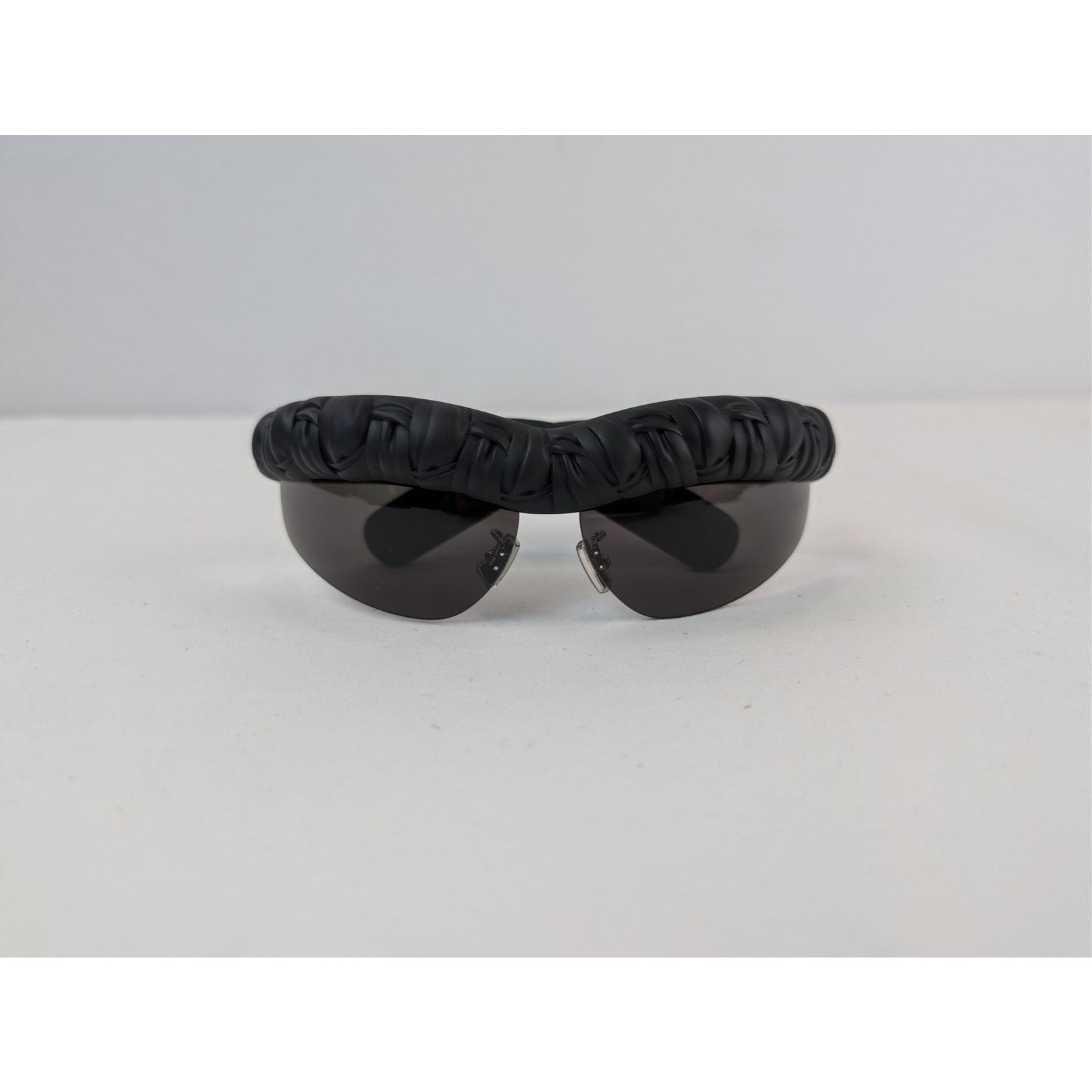 Bottega Veneta o1rshd1 Size: OS / Intrecciato Rim Sunglasses in Black Size ONE SIZE - 2 Thumbnail