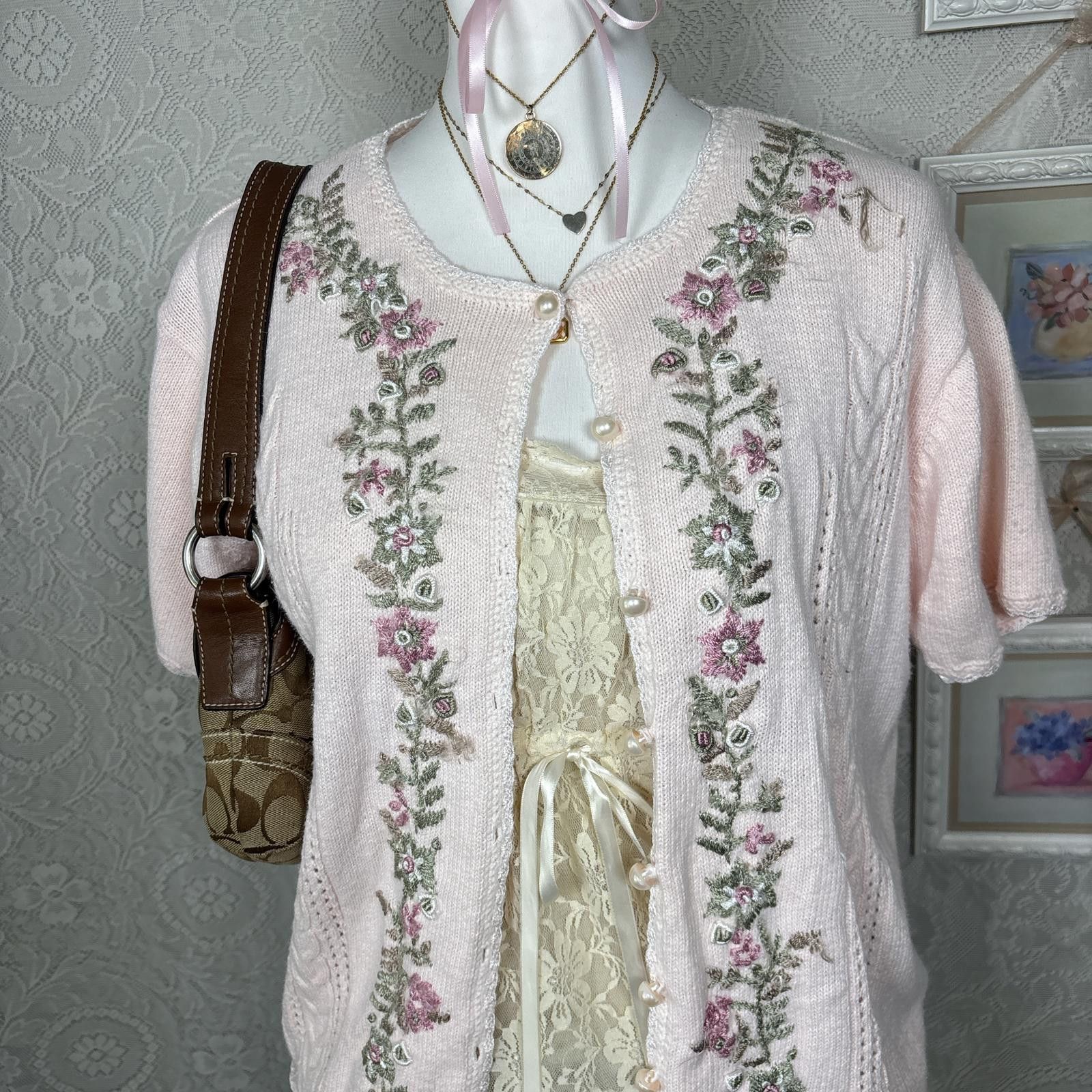 Other vintage floral shabby chic embroidered cardigan Size M / US 6-8 / IT 42-44 - 5 Thumbnail