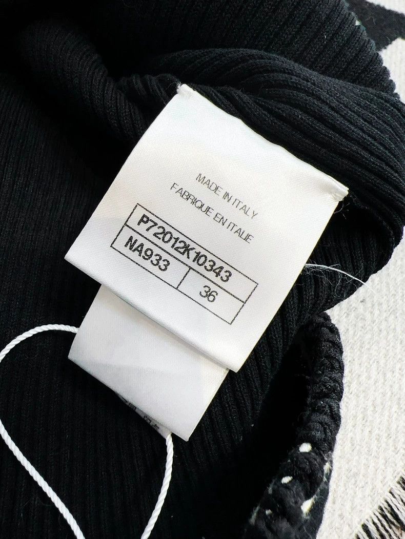 Chanel Chanel 22C early spring show black and white rolled-edged Size XS / US 0-2 / IT 36-38 - 6 Thumbnail