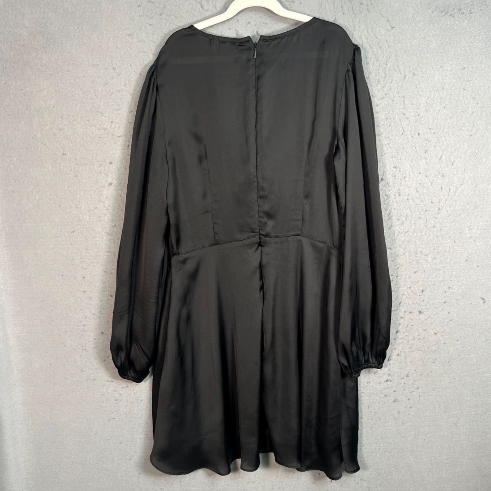 Vintage SOCIALITE Womens Small Black Satin Tie-Front Mini Dress Long-Sleeve Party/Cocktail Dress Size S / US 4 / IT 40 - 2 Thumbnail
