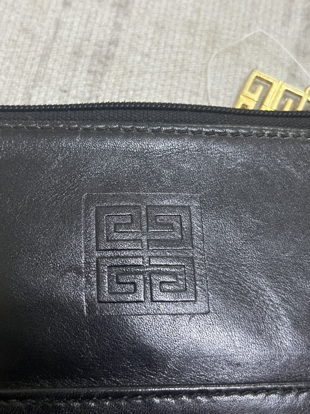 Givenchy Vintage 80s givenchy leather wallet Size ONE SIZE - 7 Thumbnail