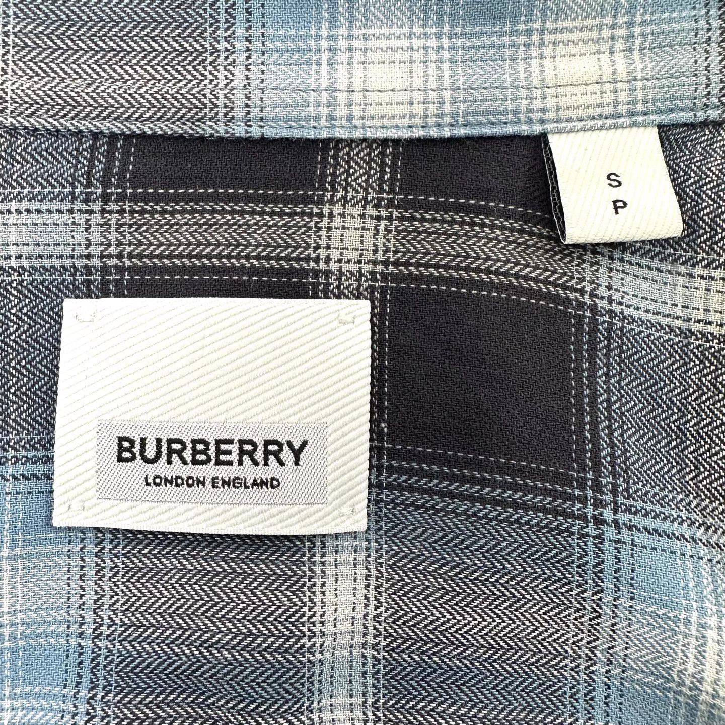 Burberry Burberry Embroidered Logo Long Sleeve Shirt K12 Size US S / EU 44-46 / 1 - 7 Thumbnail