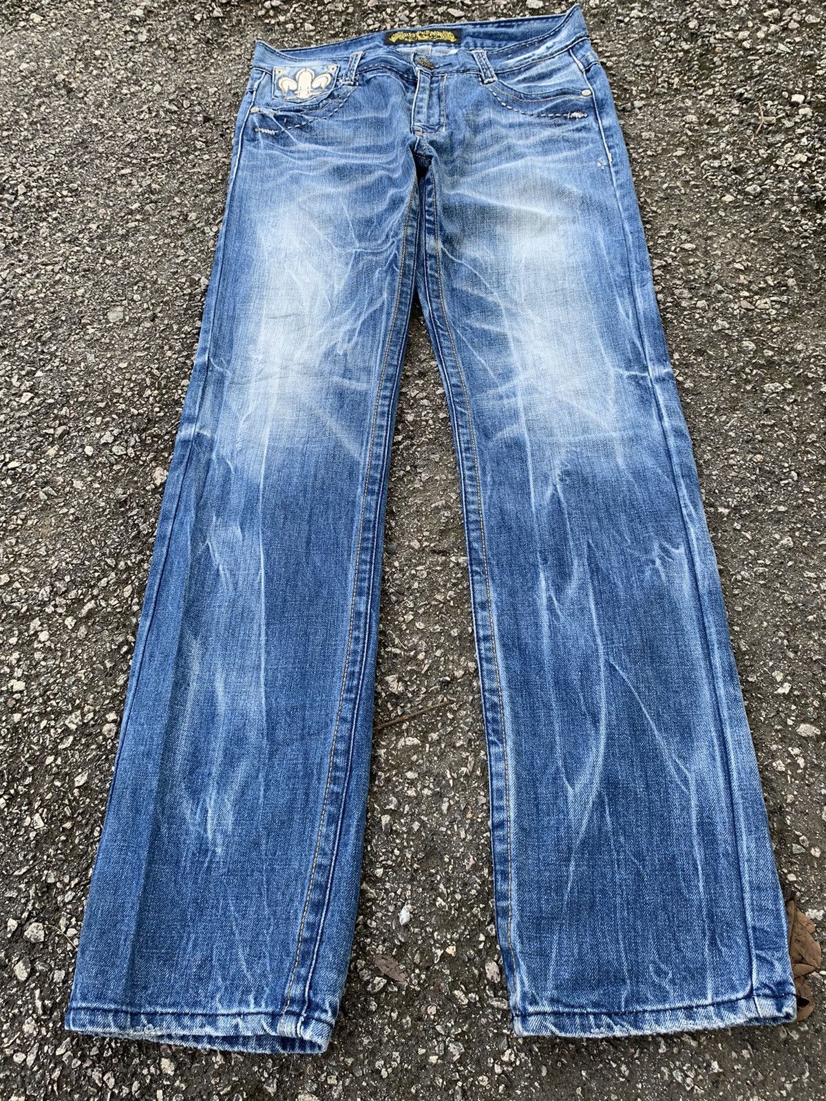 If Six Was Nine × Le Grande Bleu (L.G.B.) RED PEPPER JAPANES FADED & RUSTY PUNK STYLE DISTRESSED DENIM Size US 34 / EU 50 - 2 Thumbnail